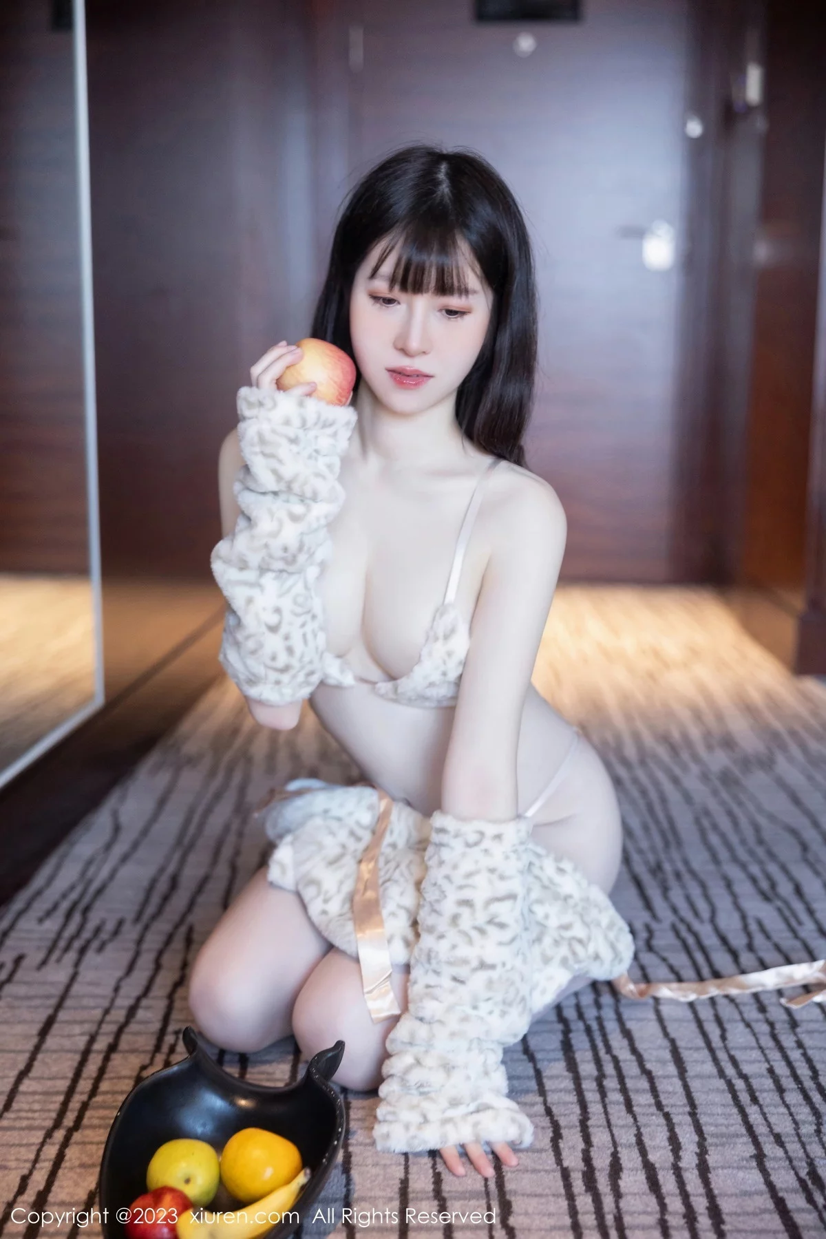 [XiuRen秀人网]第7803期林悠悠写真 [85P]-011