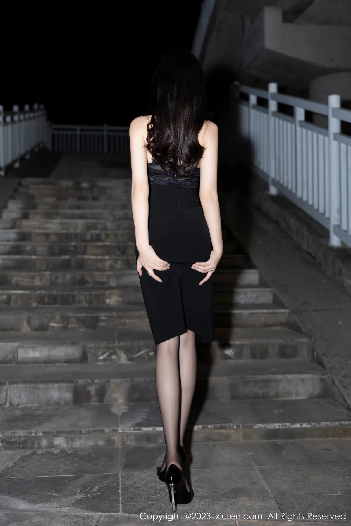[XiuRen秀人网]第7820期徐莉芝写真 [84P]-005
