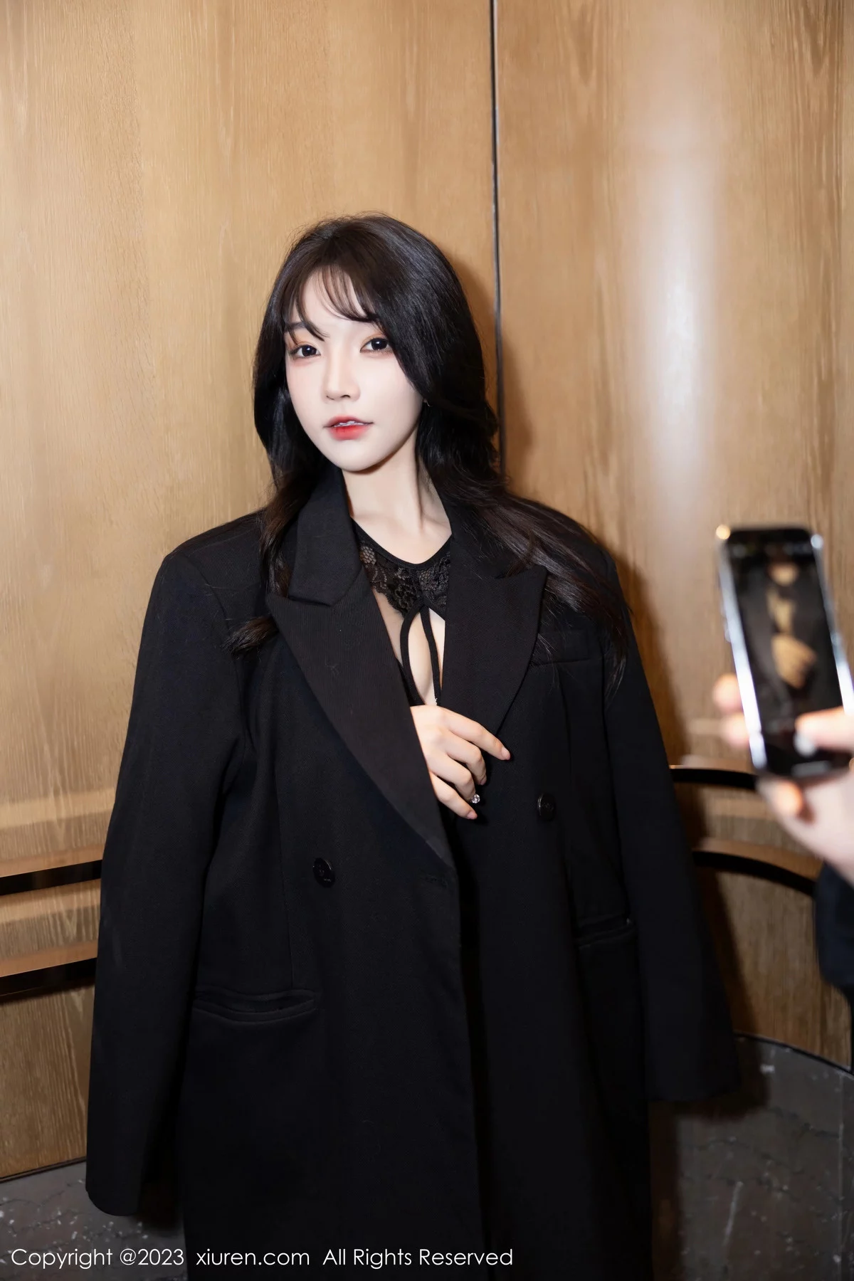 [XiuRen秀人网]第7820期徐莉芝写真 [84P]-001