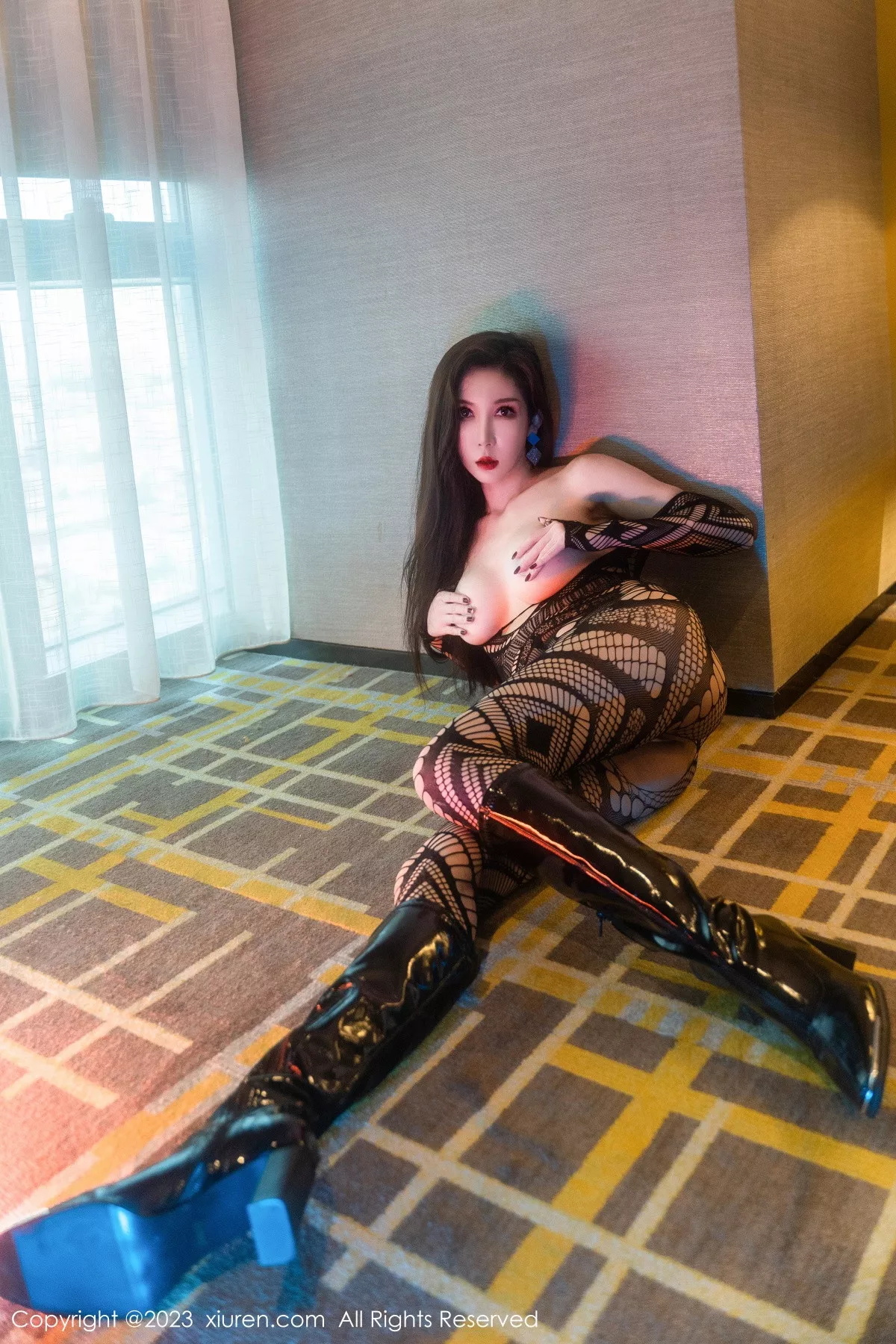 [XiuRen秀人网]第7691期陈怡曼写真 [68P]-002