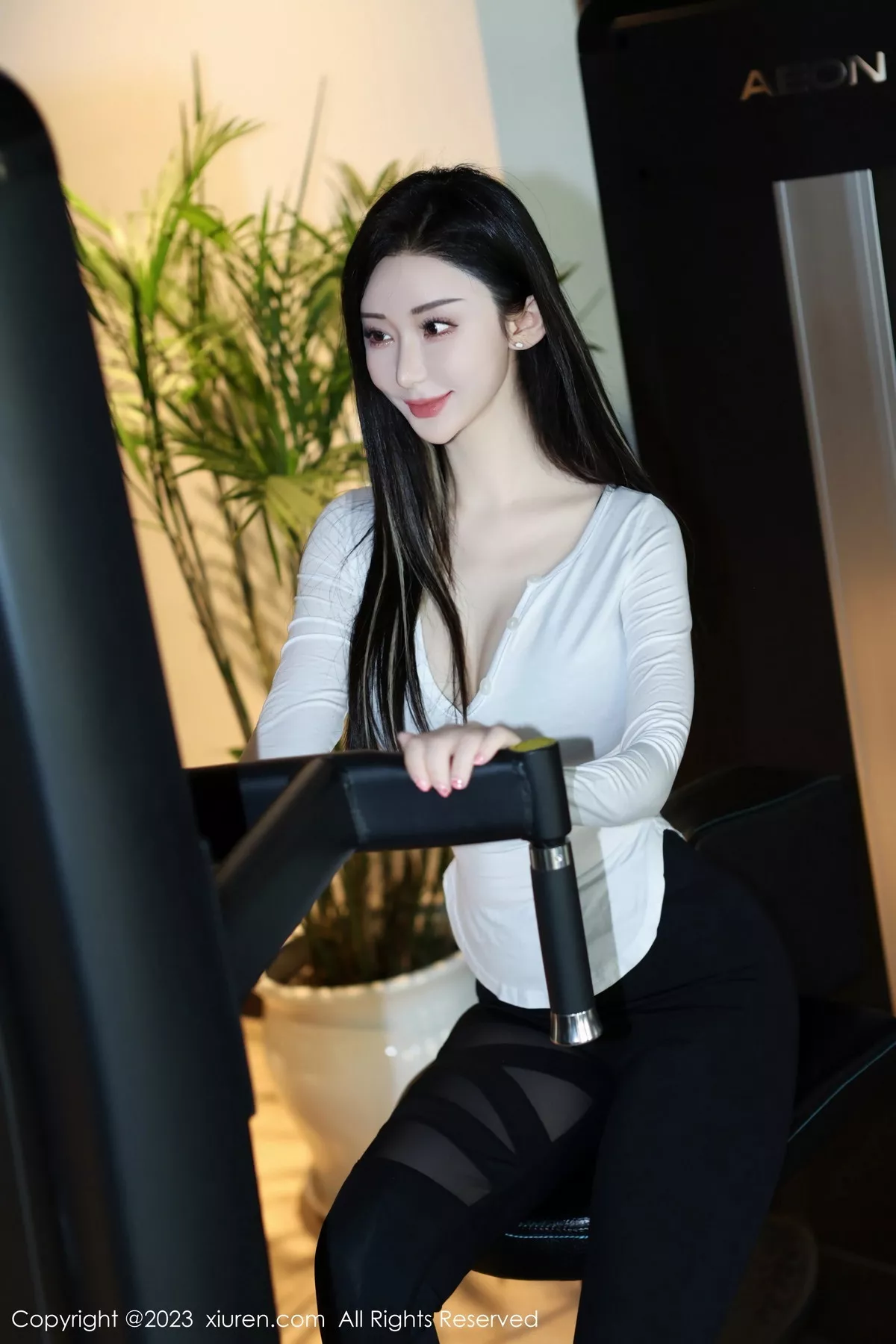[XiuRen秀人网]第7705期田兮白写真 [89P]-002