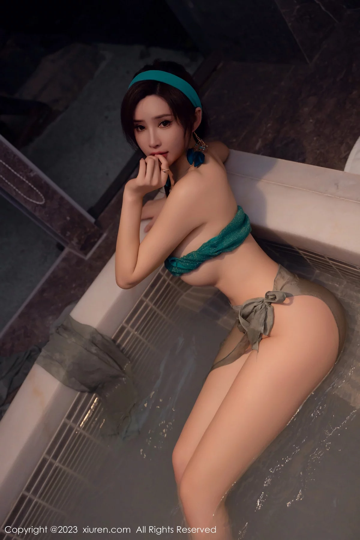 [XiuRen秀人网]第7886期周妍希写真 [58P]-043