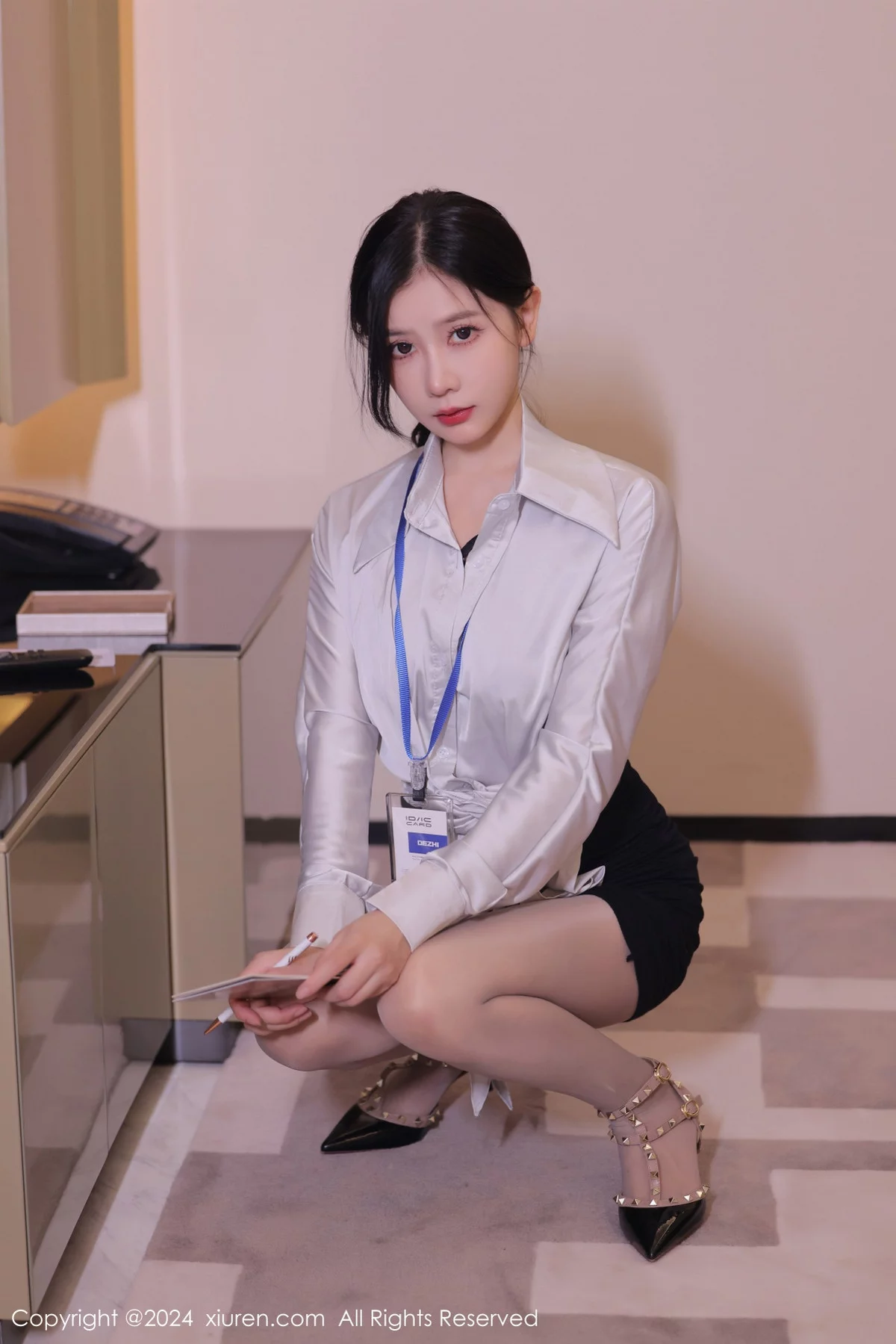 [XiuRen秀人网]第7926期尹甜甜写真 [72P]-002