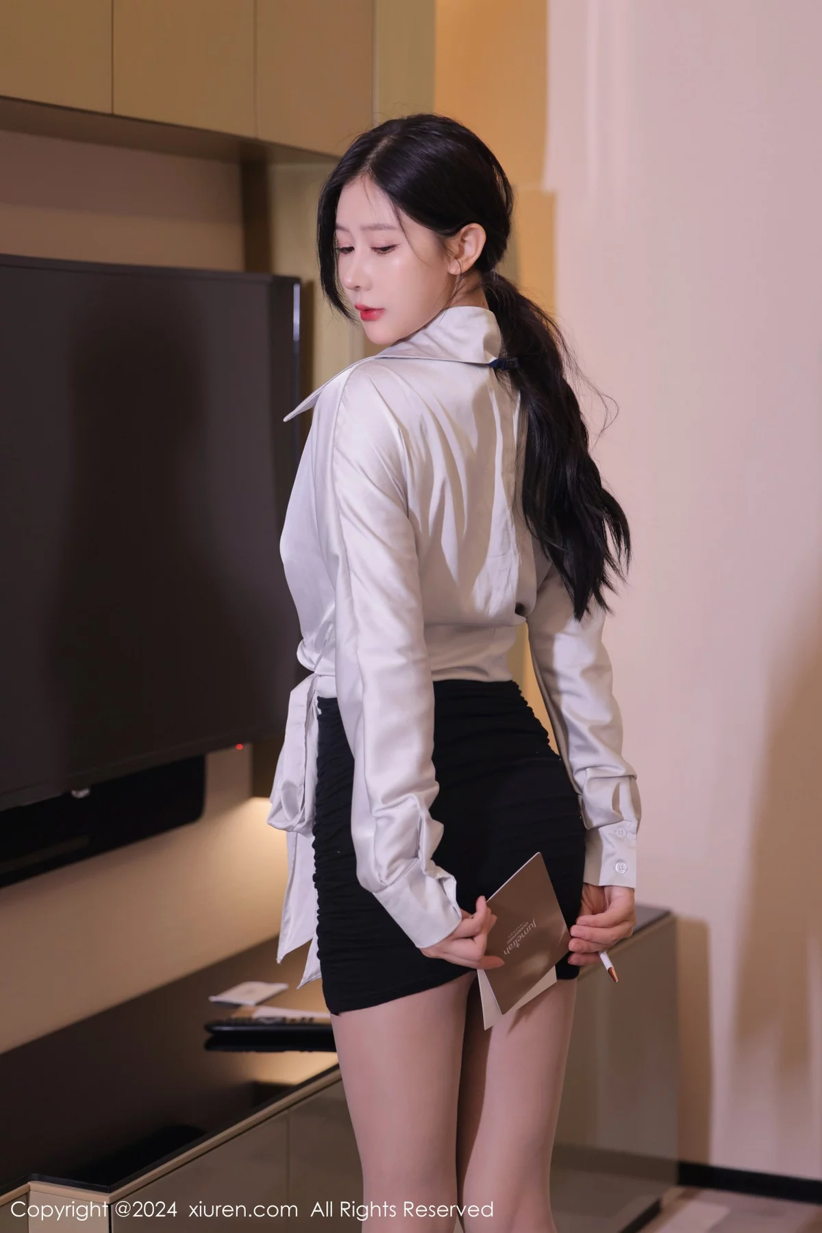[XiuRen秀人网]第7926期尹甜甜写真 [72P]-003