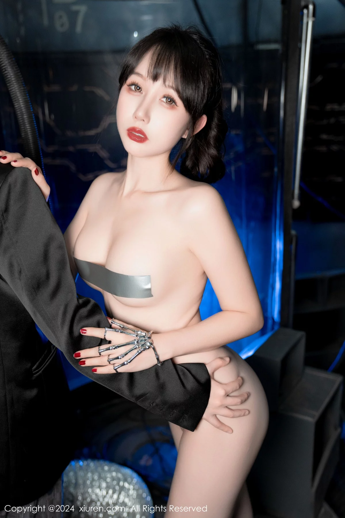 [XiuRen秀人网]第7930期波巧酱写真 [86P]-048