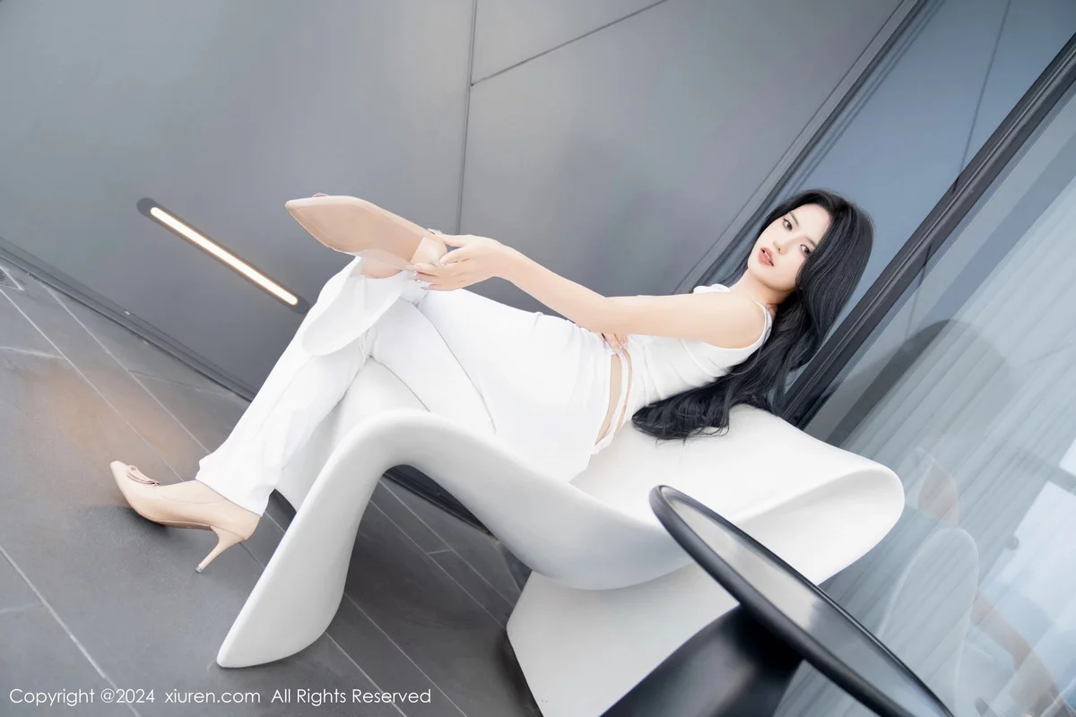 [XiuRen秀人网]第7937期浅浅写真 [82P]-036