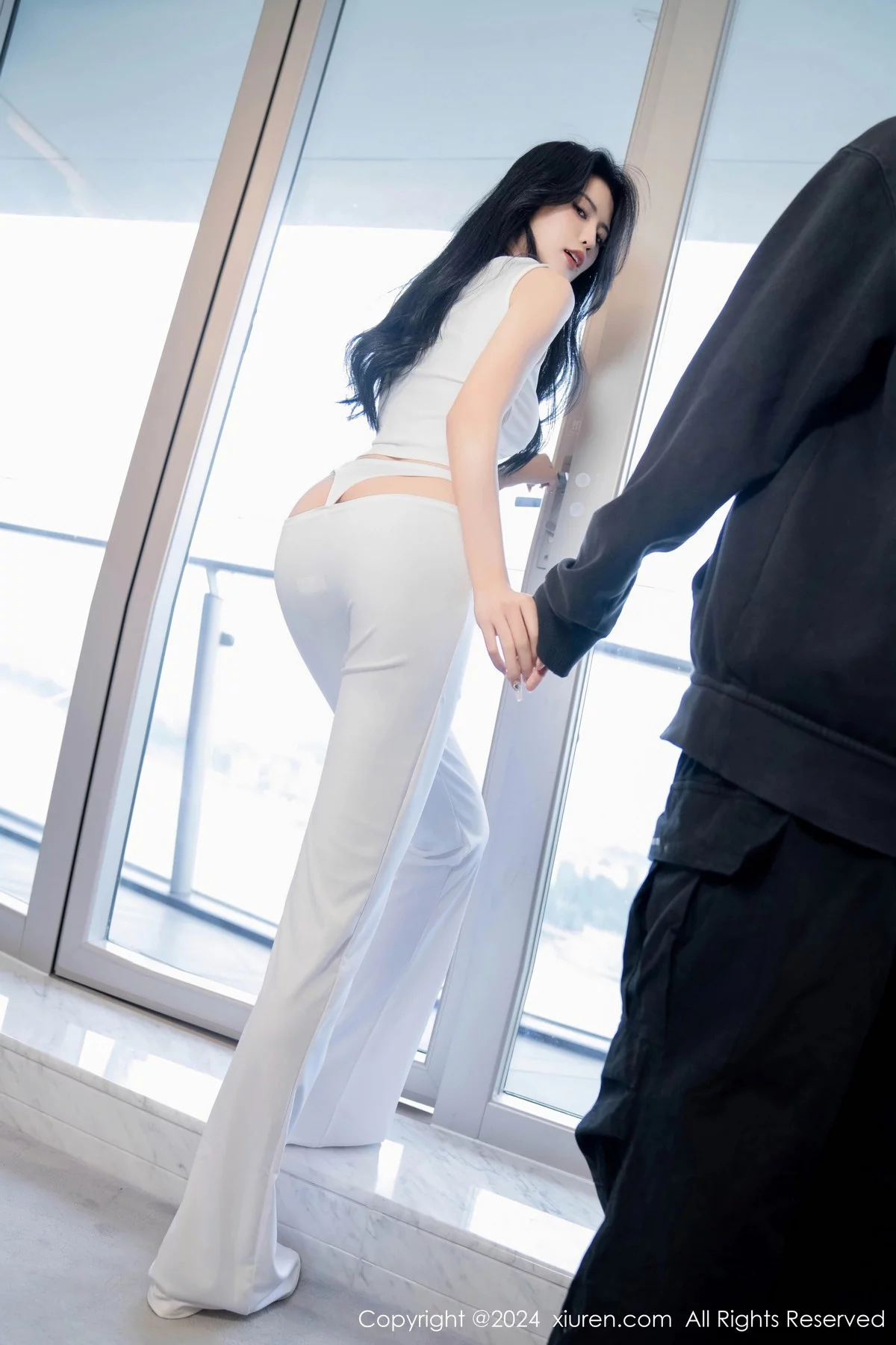 [XiuRen秀人网]第7937期浅浅写真 [82P]-003