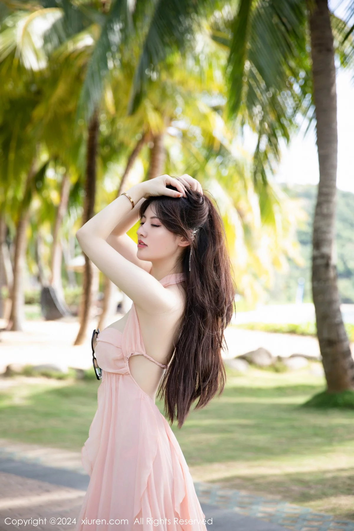 [XiuRen秀人网]第7948期诗诗写真 [91P]-091