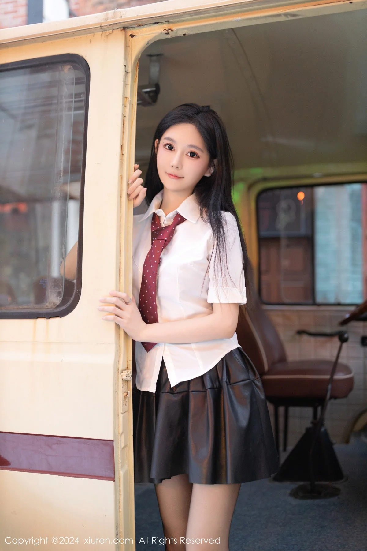 [XiuRen秀人网]第7957期幼幼写真 [80P]-005
