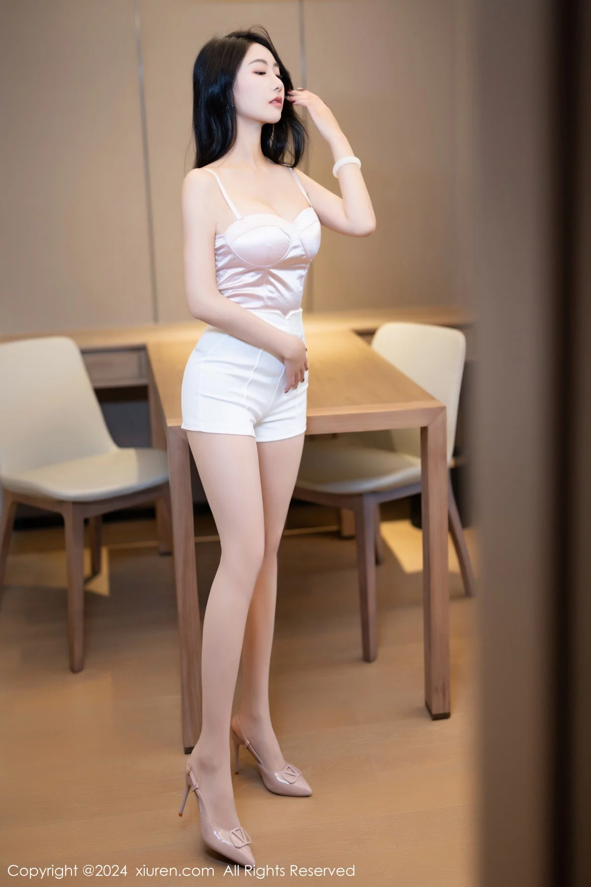 [XiuRen秀人网]第7962期苏苏阿写真 [81P]-001