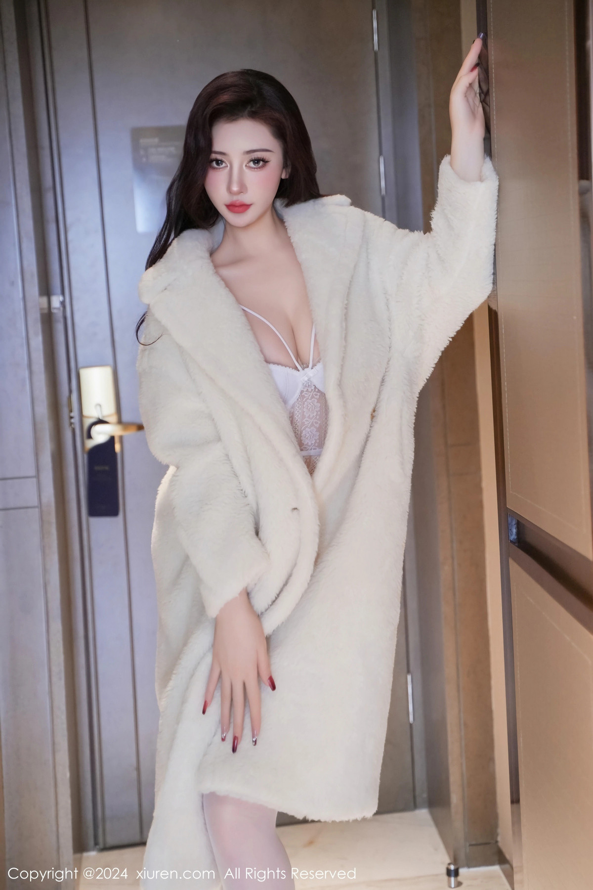 [XiuRen秀人网]第7978期蕾蕾写真 [75P]-027