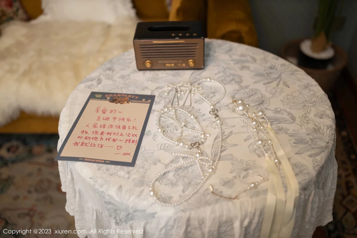 [XiuRen秀人网]第7854期鱼子酱写真 [81P]-001