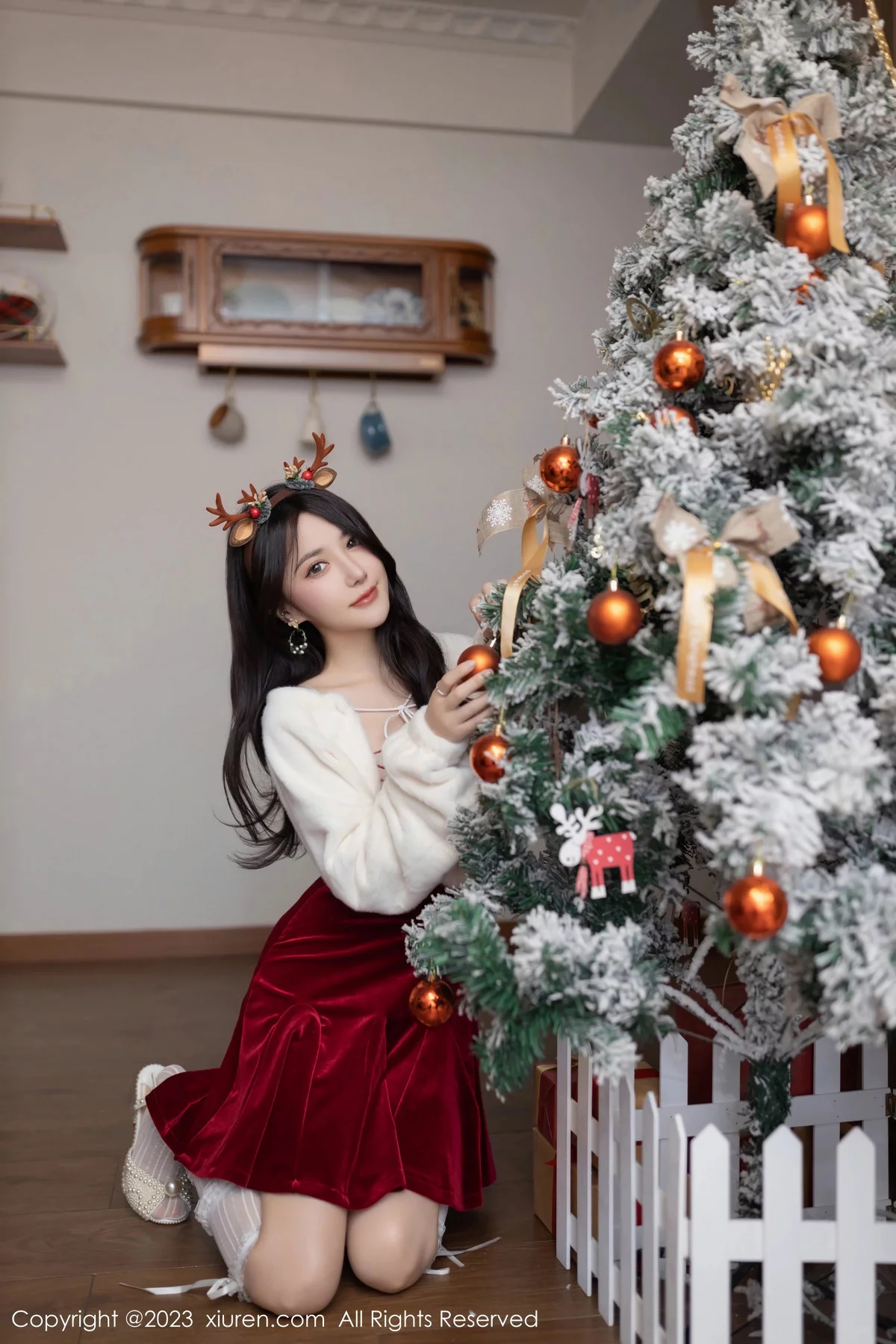 [XiuRen秀人网]第7854期鱼子酱写真 [81P]-005