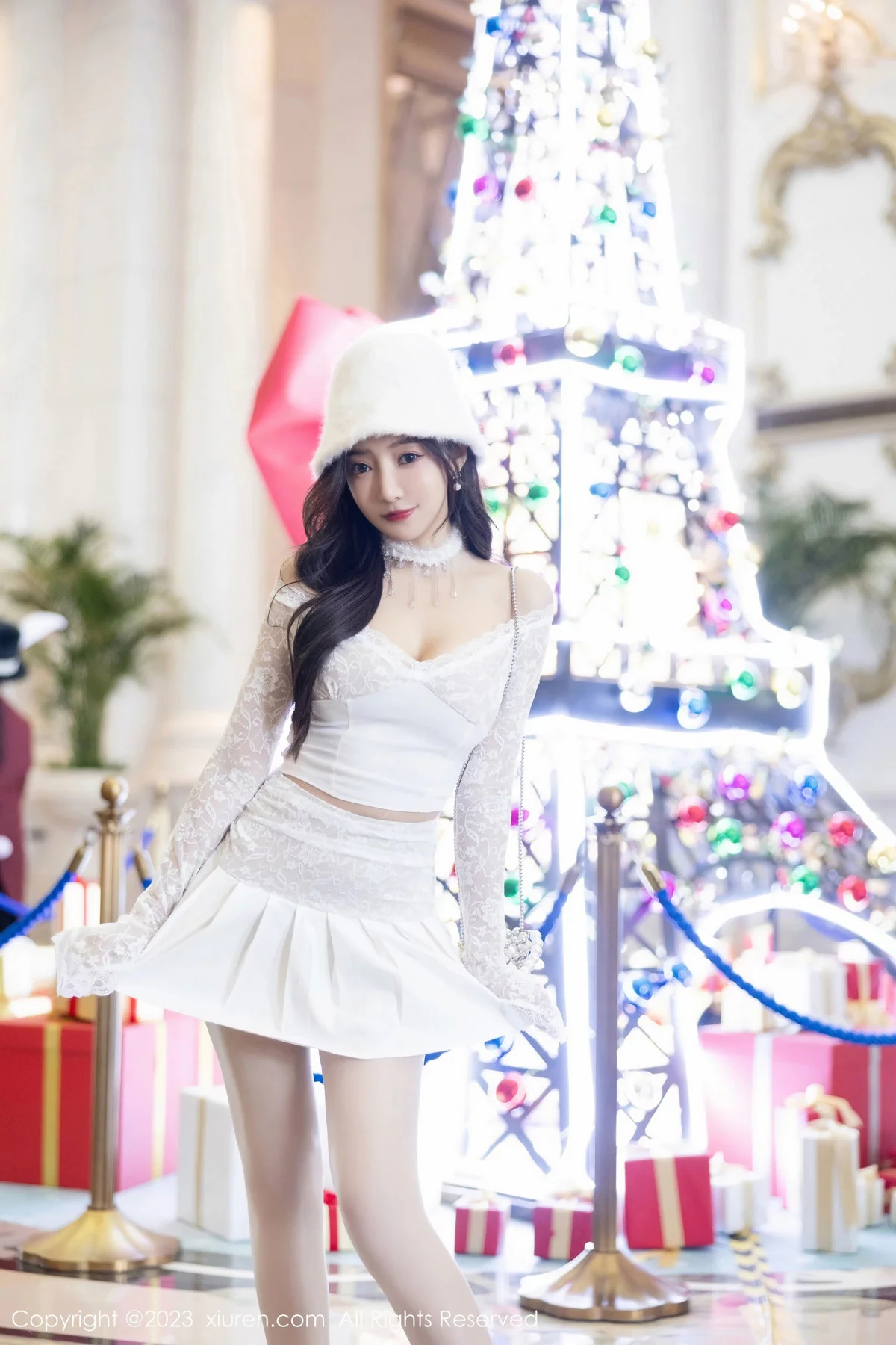[XiuRen秀人网]第7863期王馨瑶写真 [91P]-002