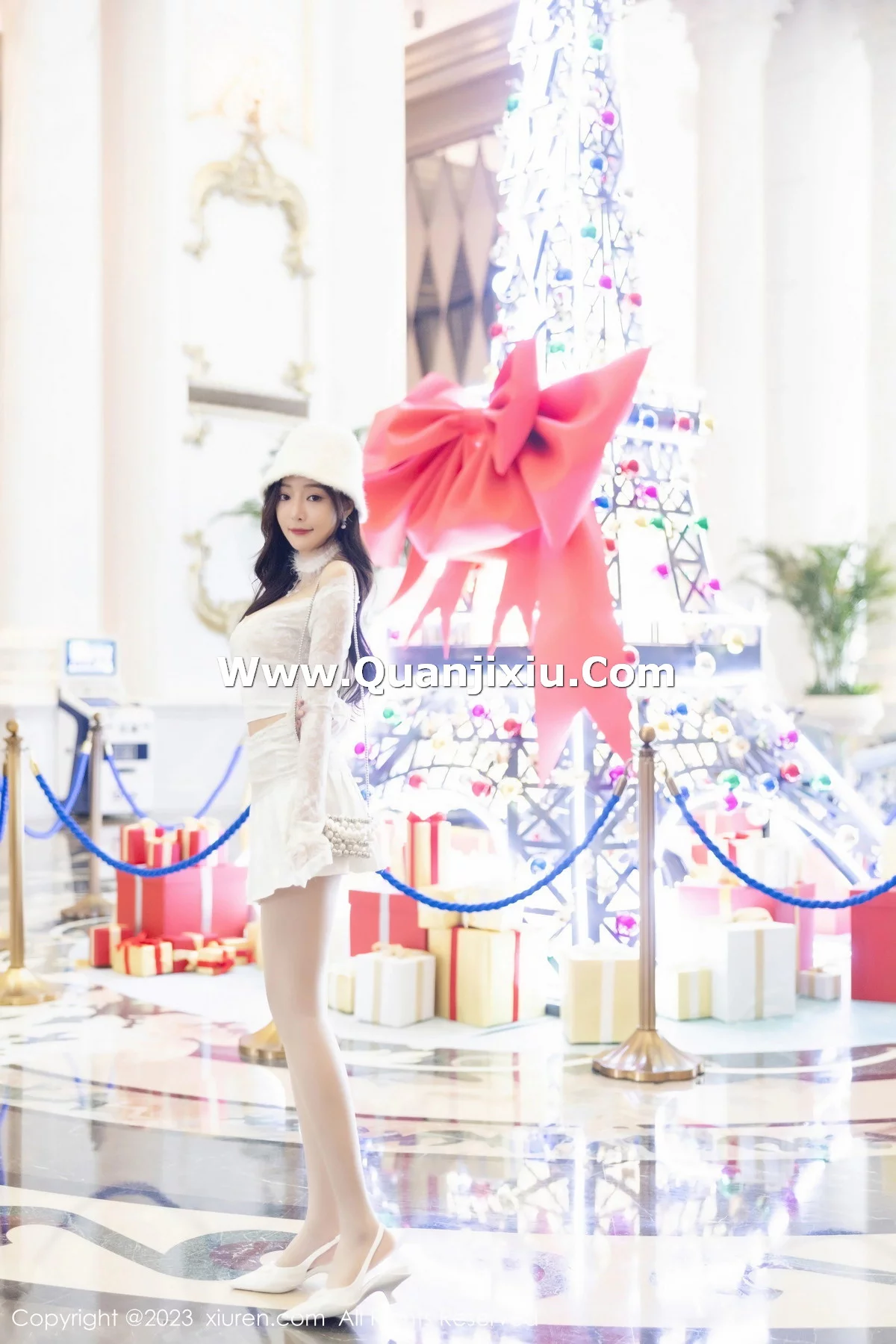 [XiuRen秀人网]第7863期王馨瑶写真 [91P]-004