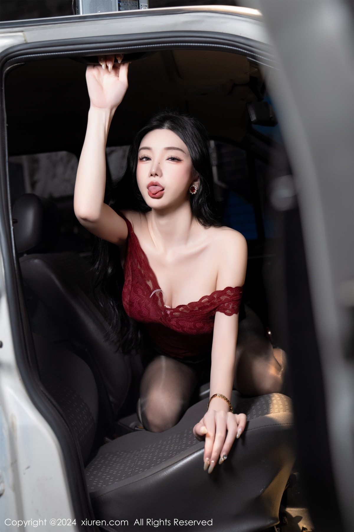[XiuRen秀人网]第7993期周于希写真 [93P]-064