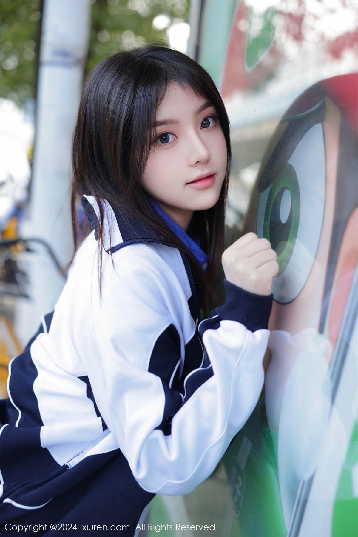 [XiuRen秀人网]第7994期豆瓣酱写真 [84P]-002