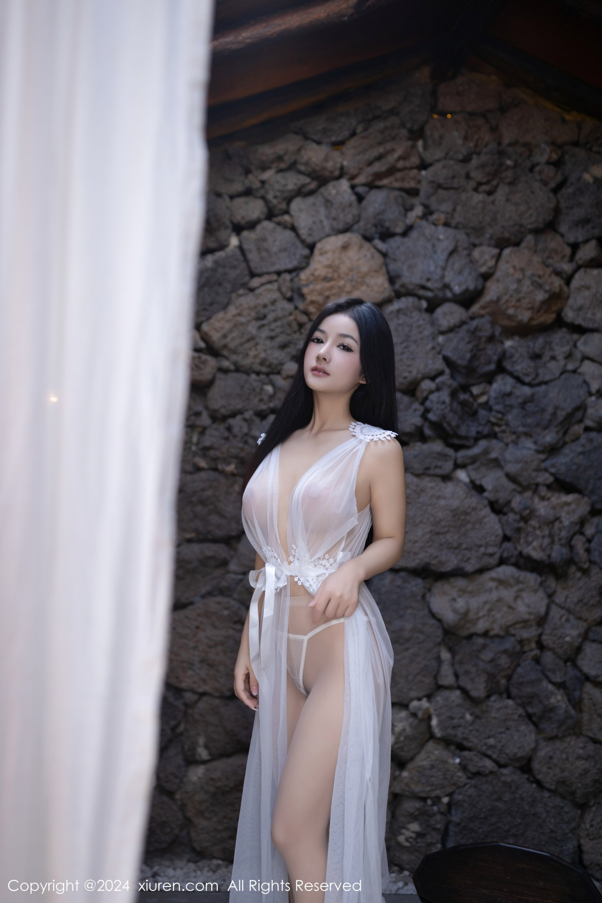 [XiuRen秀人网]第8038期谭小灵写真 [80P]-004