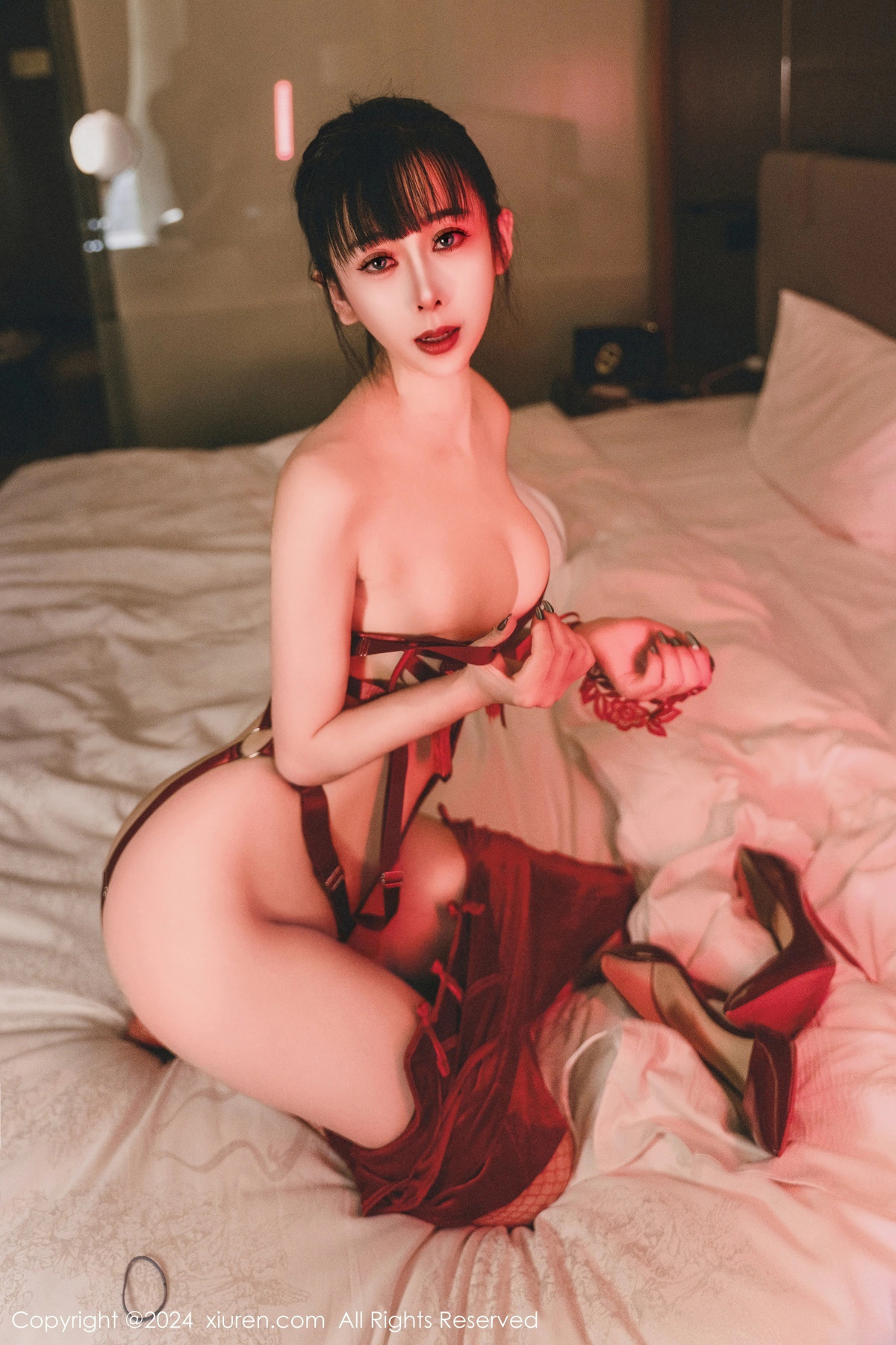 [XiuRen秀人网]第8047期宝宝甜写真 [64P]-032