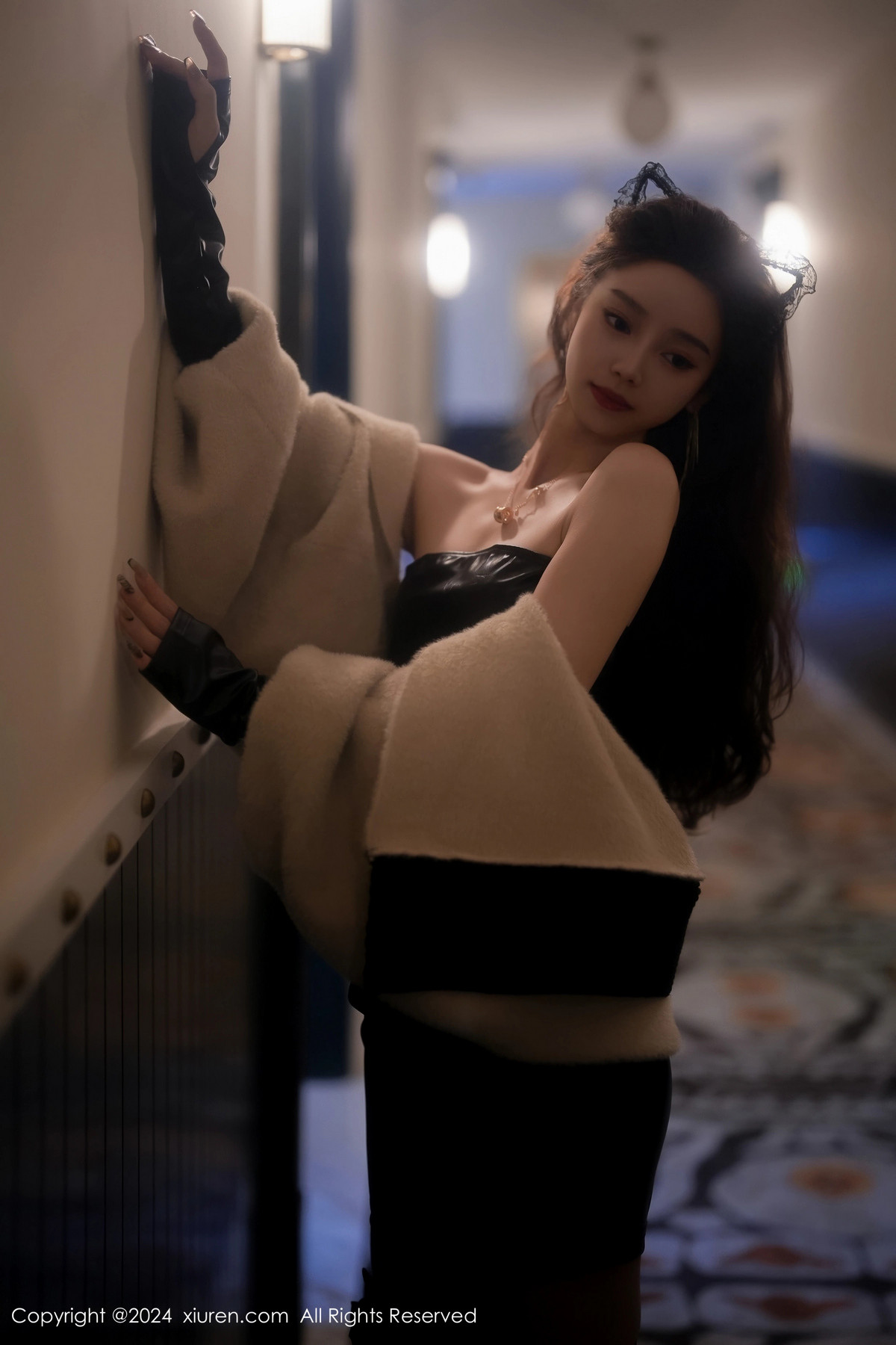 [XiuRen秀人网]第8049期苏曼兮写真 [64P]-011