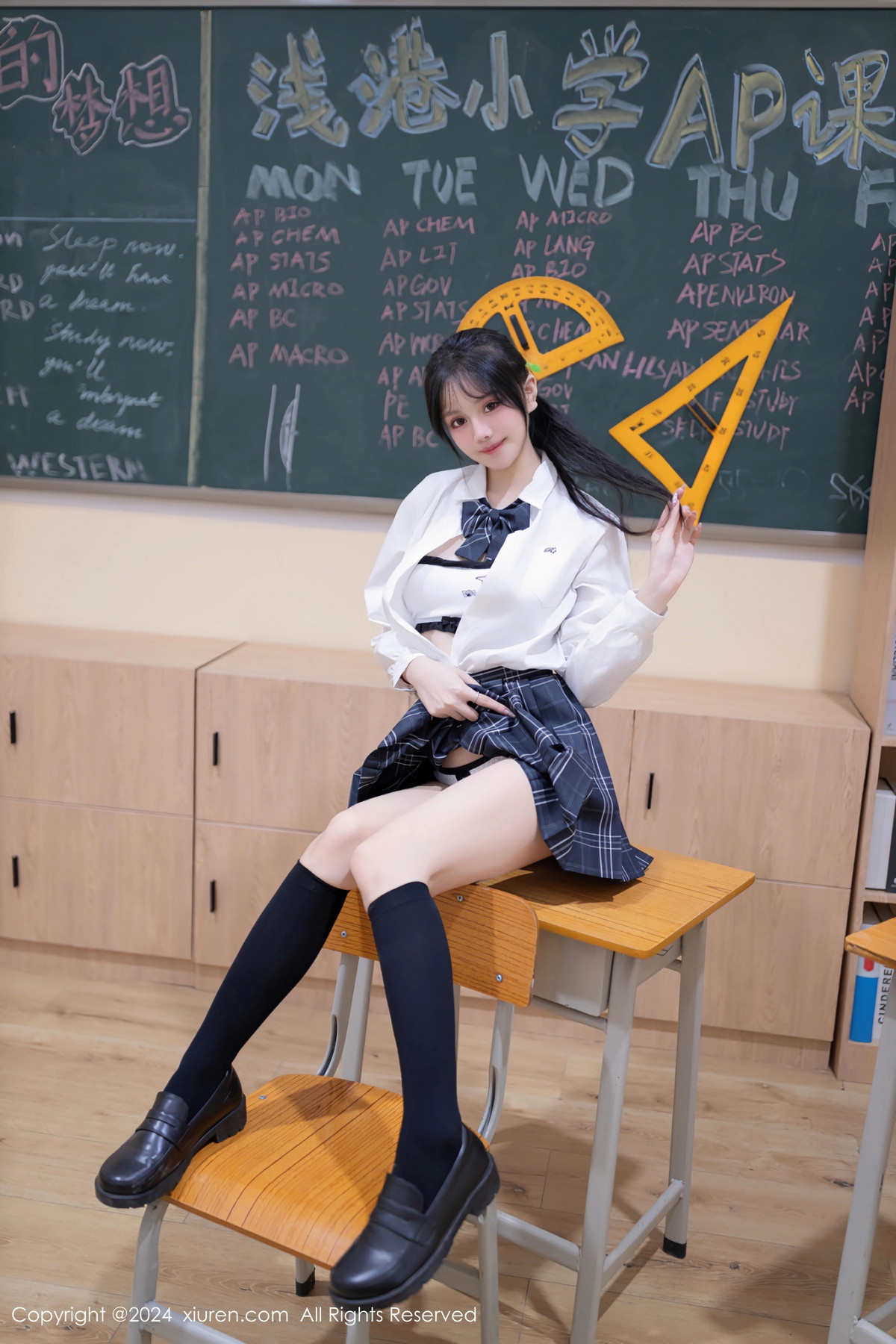 [XiuRen秀人网]第8058期幼幼写真 [80P]-002
