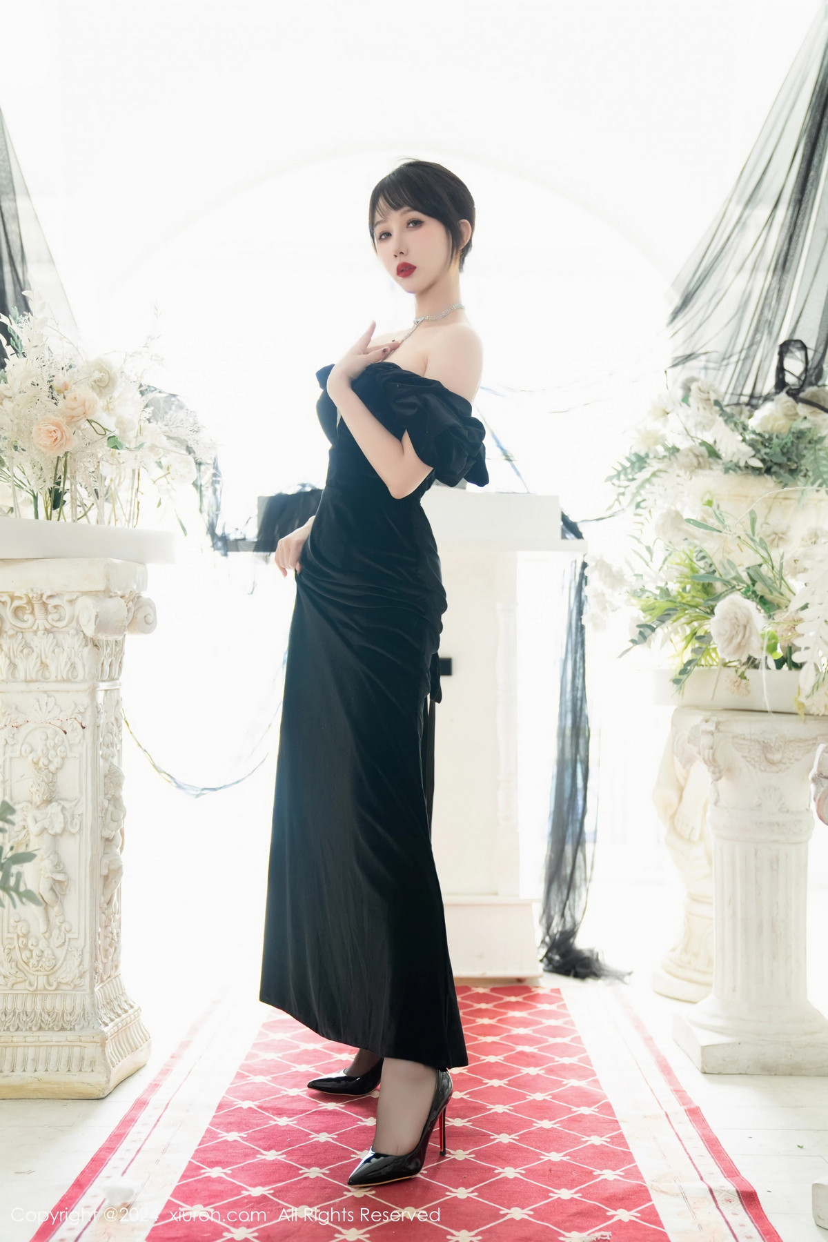 [XiuRen秀人网]第8070期波巧酱写真 [87P]-001