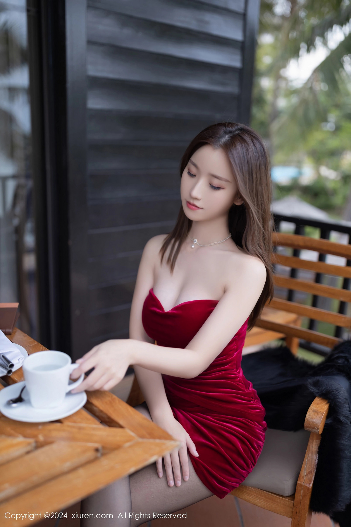 [XiuRen秀人网]第8077期杏子写真 [82P]-016