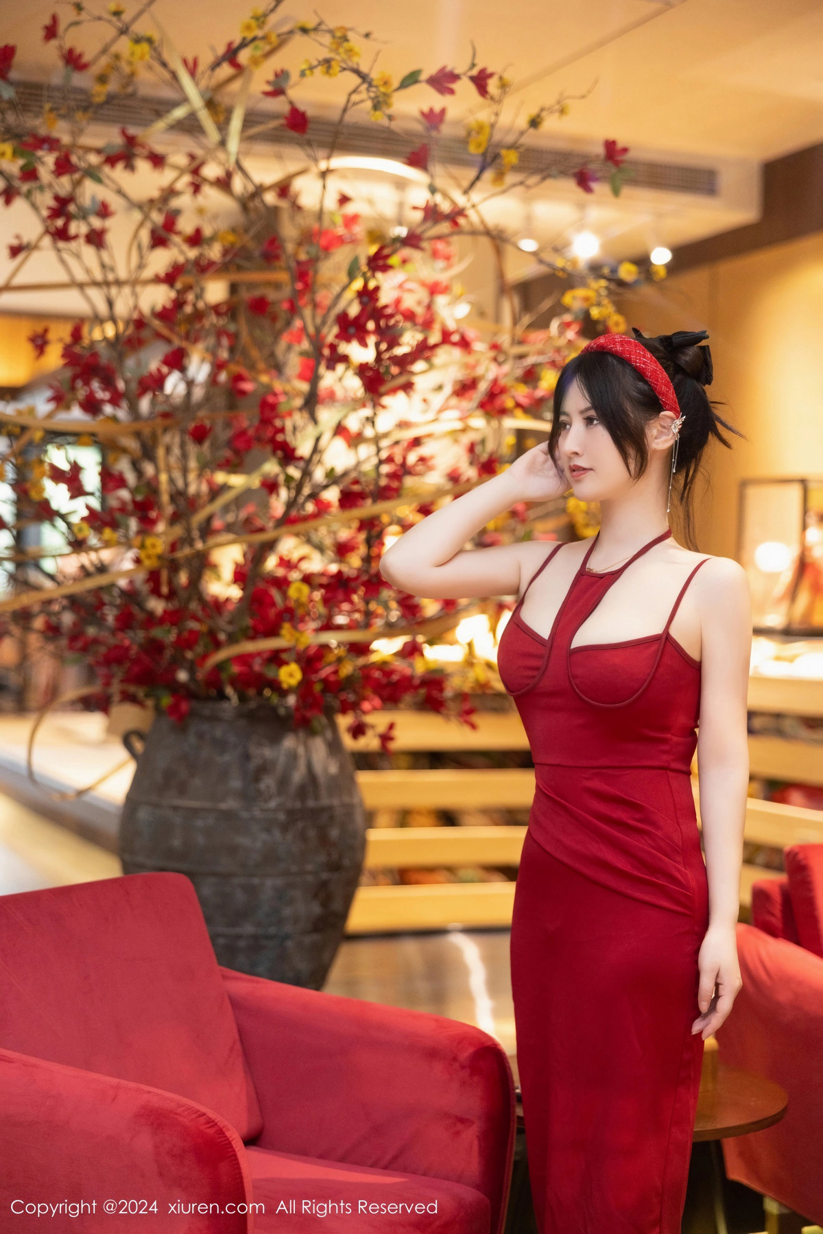 [XiuRen秀人网]第8078期诗诗写真 [78P]-002