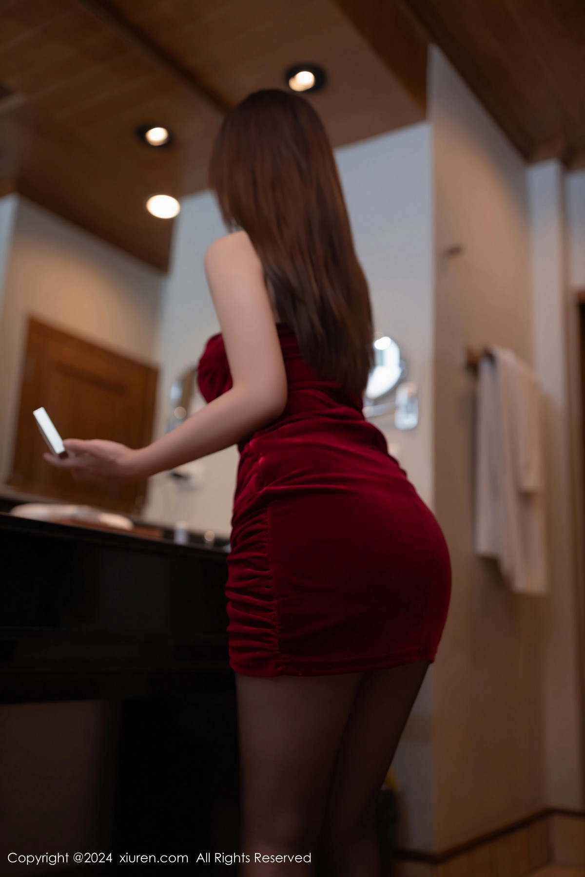 [XiuRen秀人网]第8077期杏子写真 [82P]-024