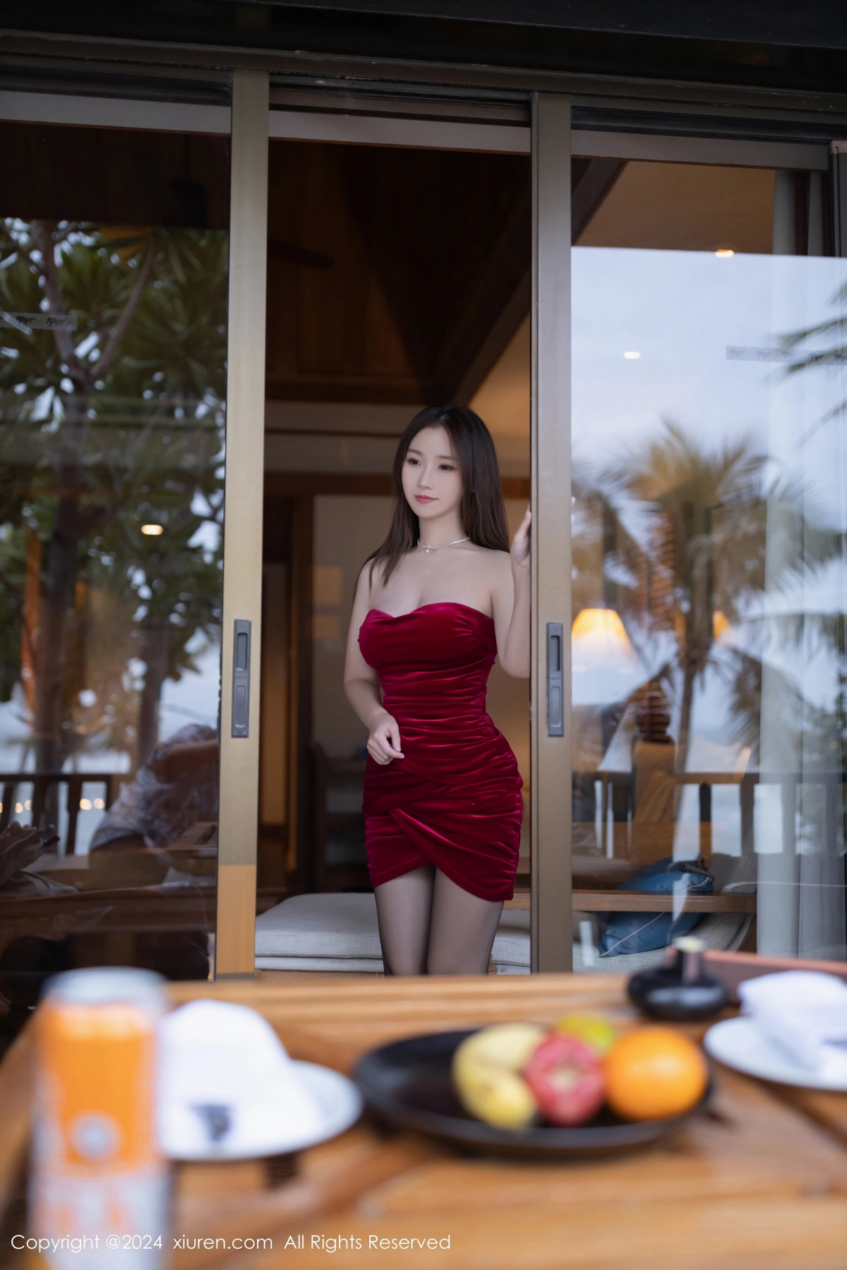 [XiuRen秀人网]第8077期杏子写真 [82P]-025