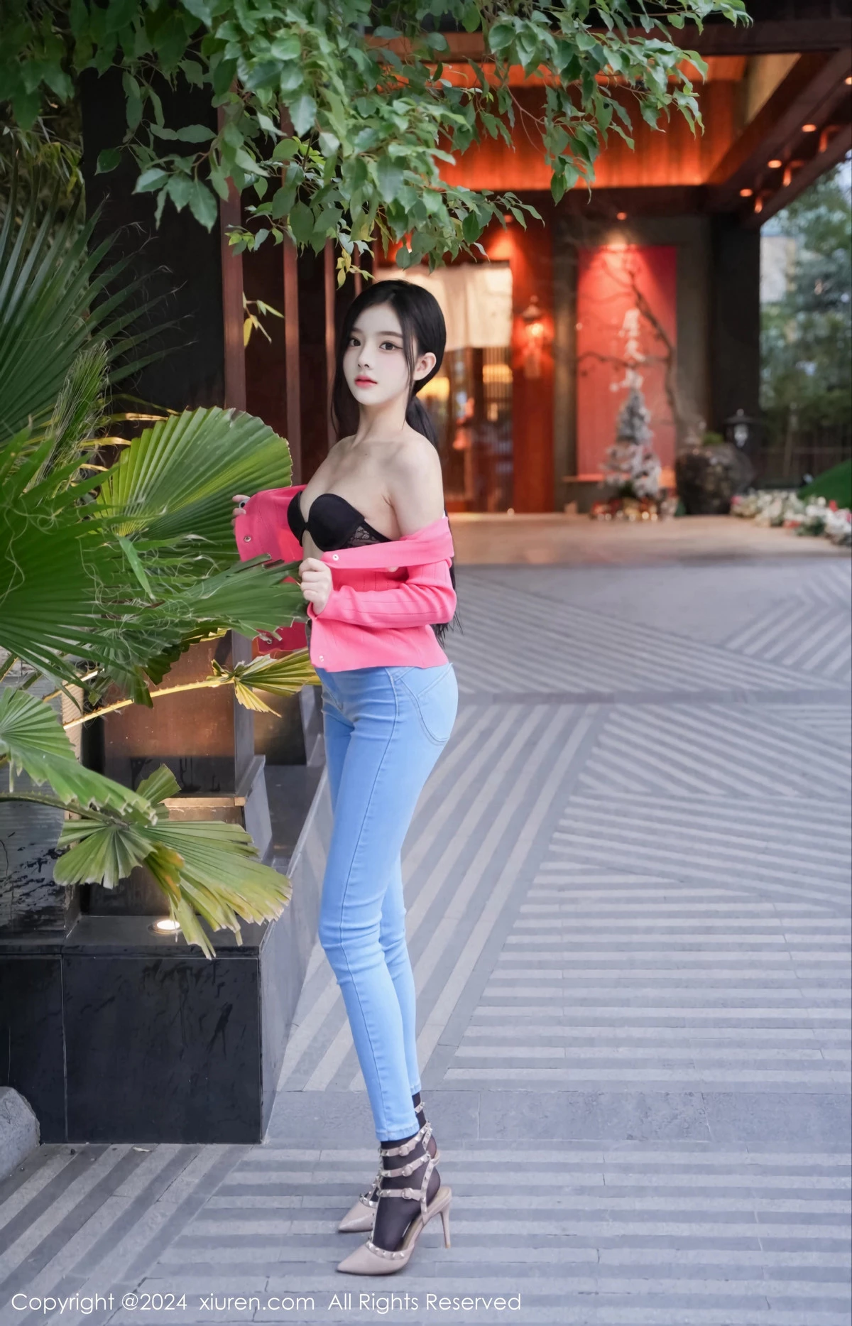 [XiuRen秀人网]第8091期龙雪儿写真 [69P]-061