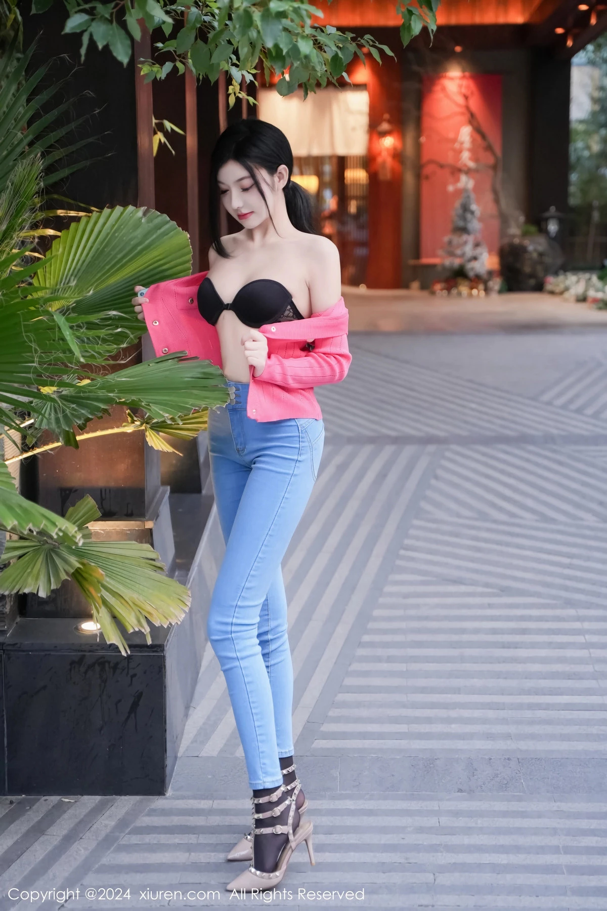 [XiuRen秀人网]第8091期龙雪儿写真 [69P]-028