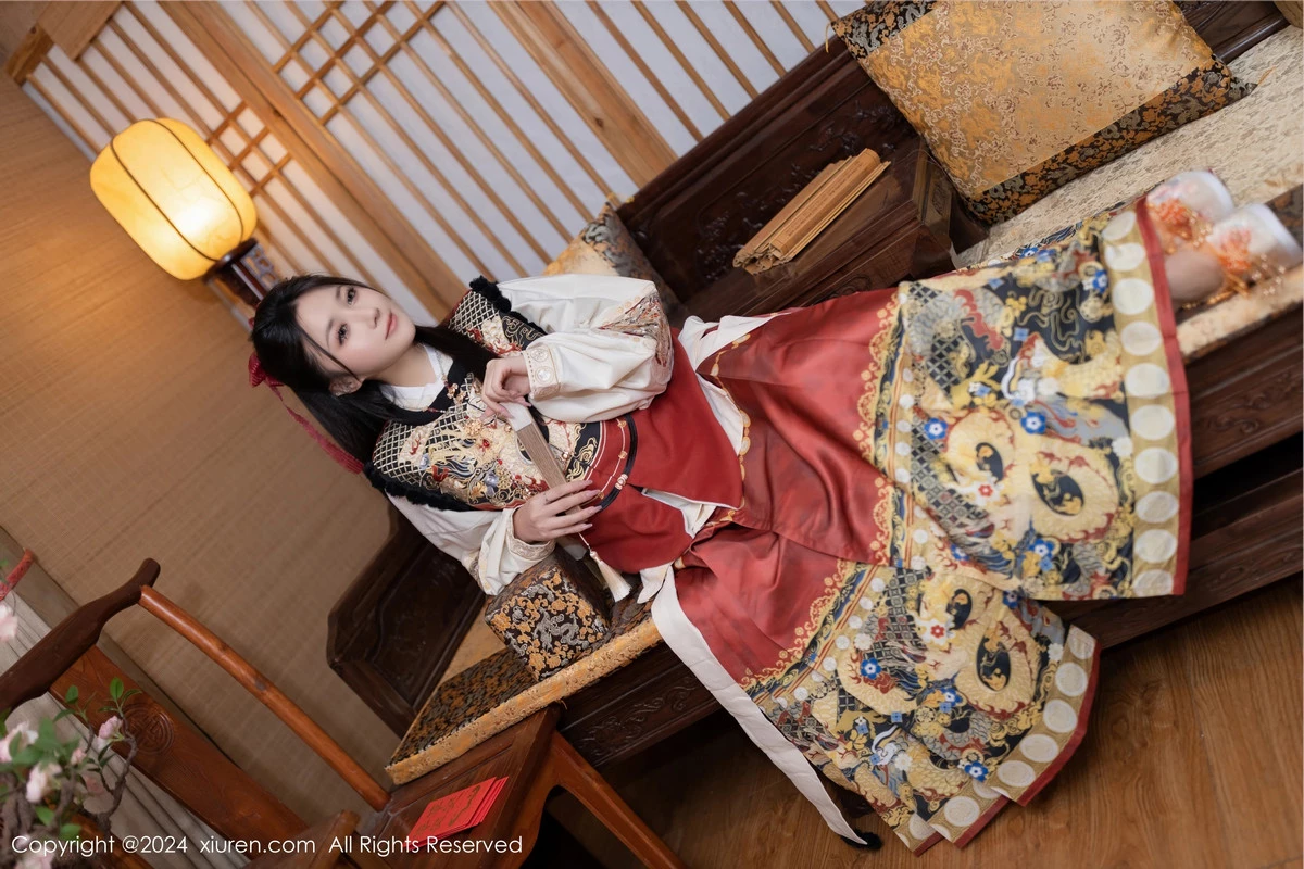 [XiuRen秀人网]第8095期鱼子酱写真 [79P]-005
