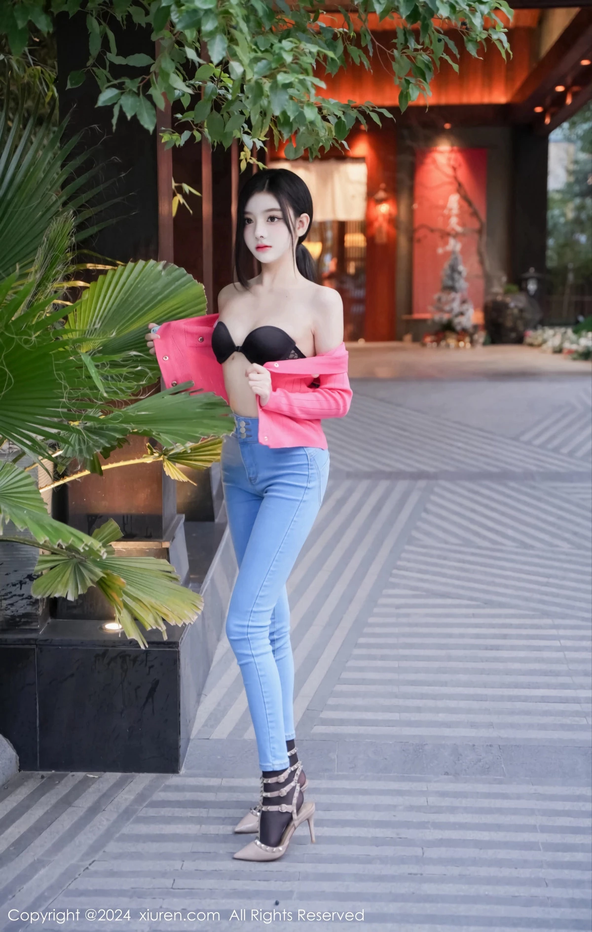 [XiuRen秀人网]第8091期龙雪儿写真 [69P]-050