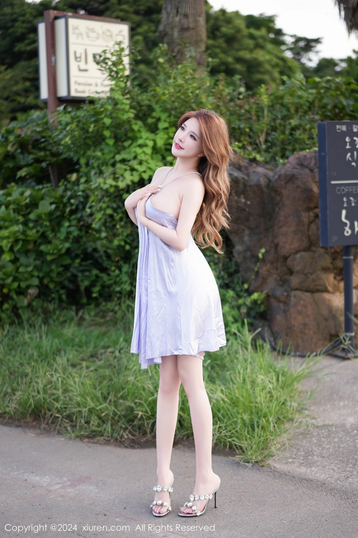 [XiuRen秀人网]第8009期小海臀写真 [49P]-002