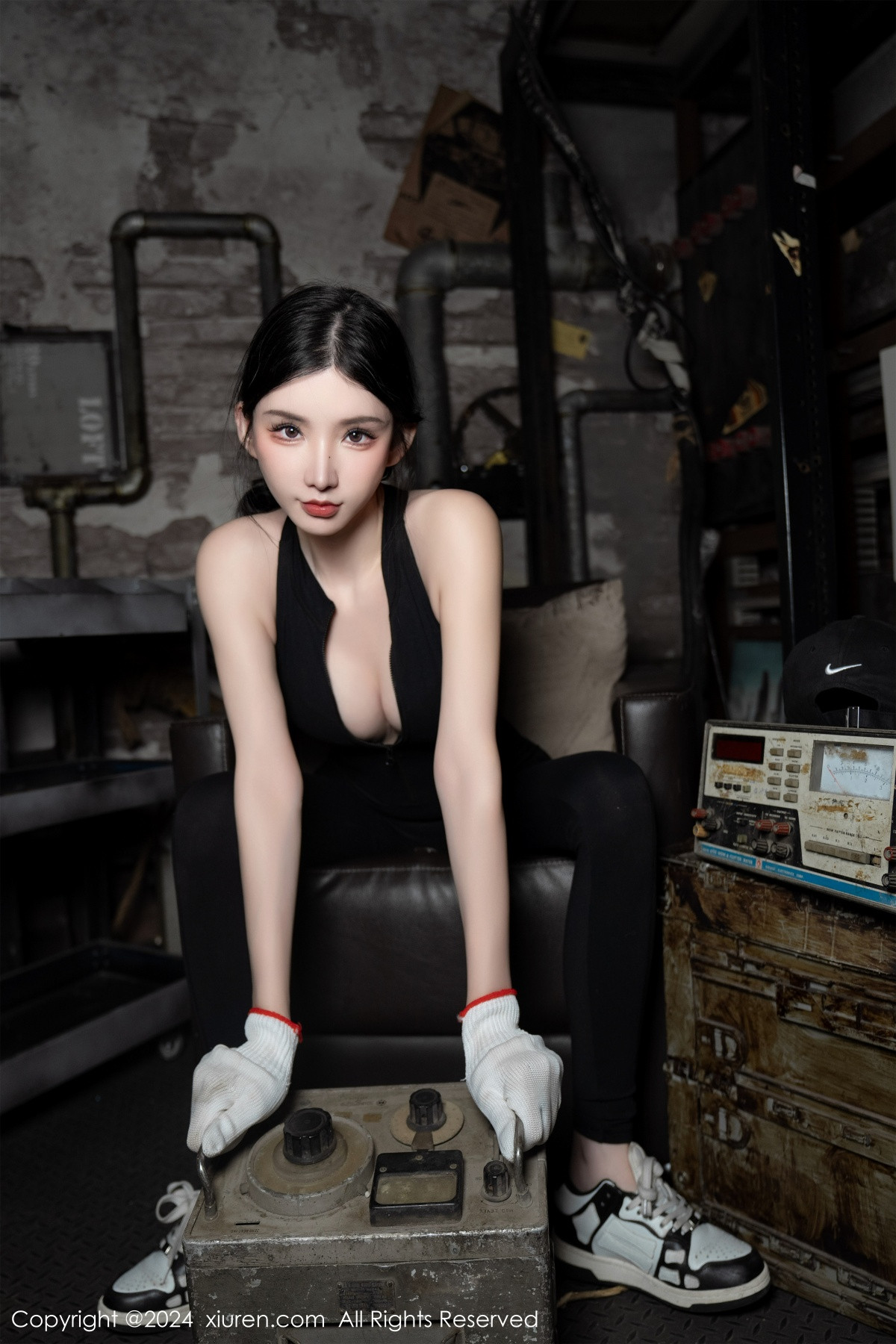 [XiuRen秀人网]第8027期周于希写真 [99P]-052