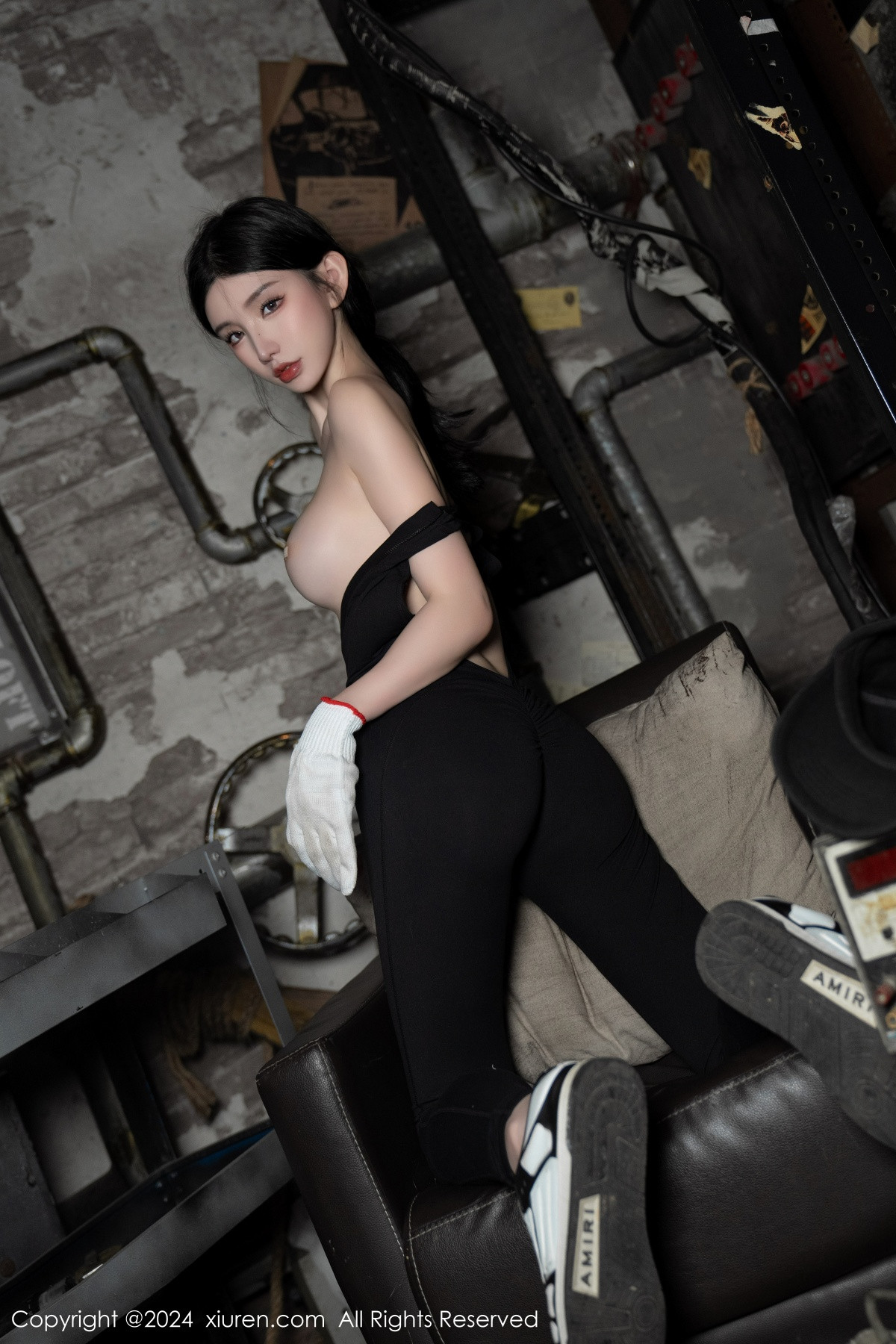 [XiuRen秀人网]第8027期周于希写真 [99P]-065