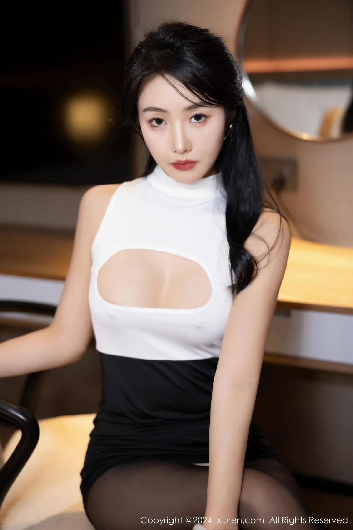 [XiuRen秀人网]第8107期苏苏阿写真 [82P]-016