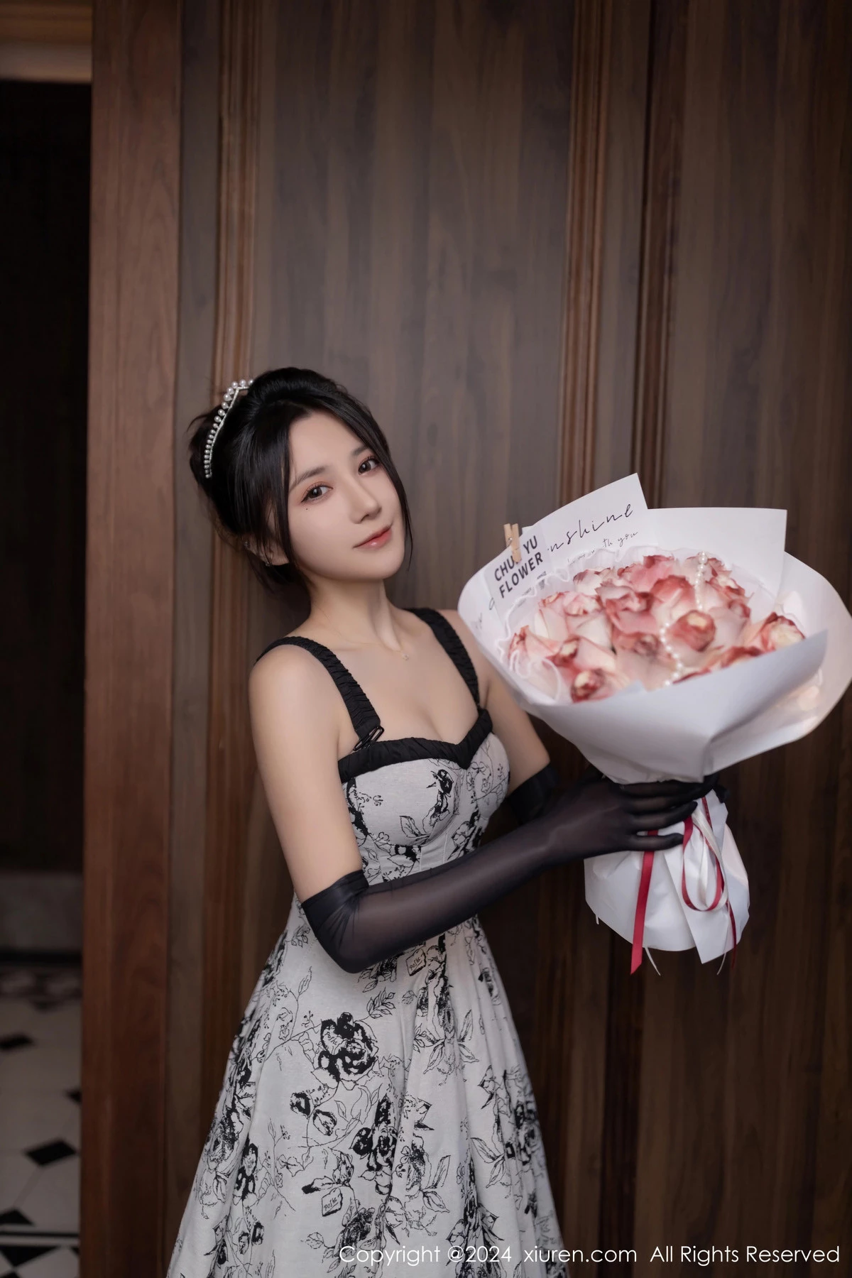 [XiuRen秀人网]第8109期鱼子酱写真 [80P]-003