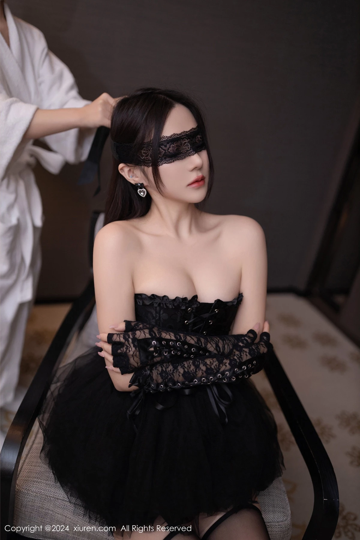 [XiuRen秀人网]第8166期鱼子酱写真 [66P]-030