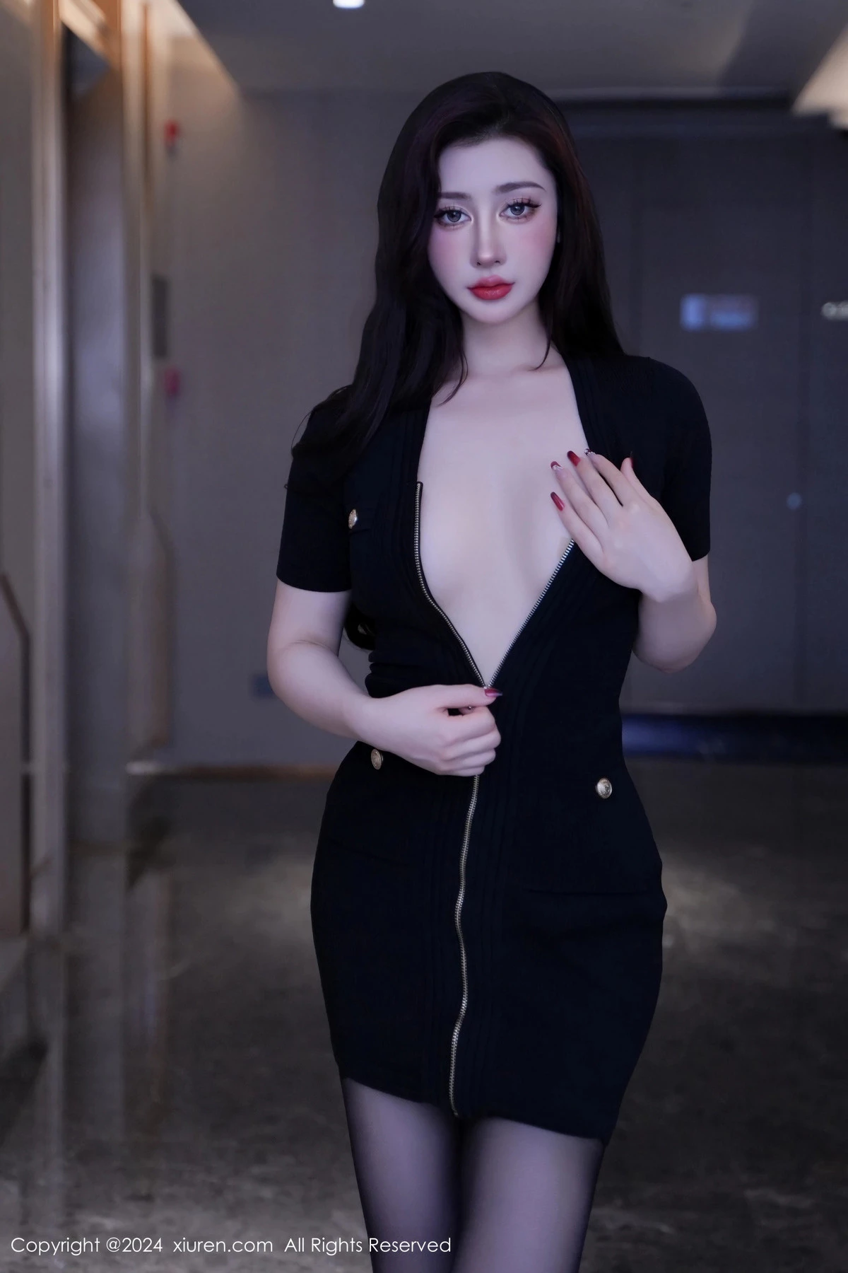 [XiuRen秀人网]第8170期蕾蕾醒了没写真 [80P]-008