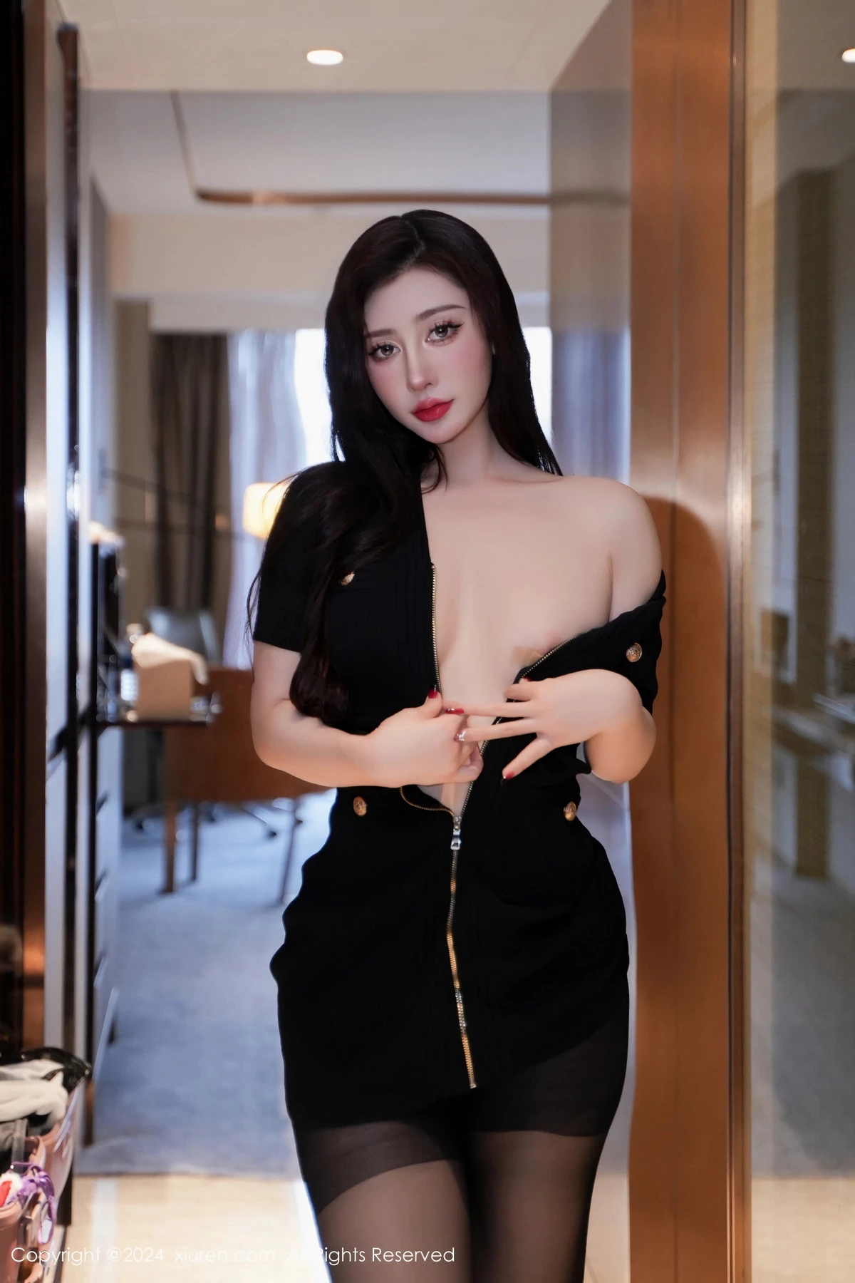 [XiuRen秀人网]第8170期蕾蕾醒了没写真 [80P]-027