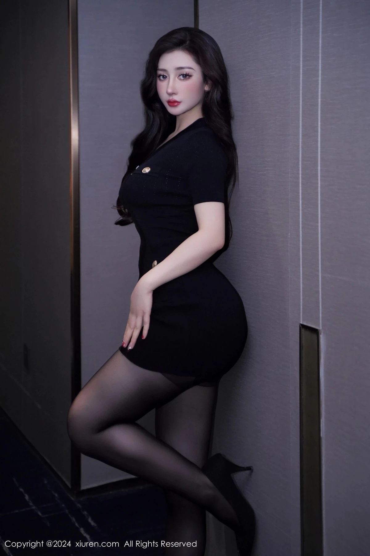 [XiuRen秀人网]第8170期蕾蕾醒了没写真 [80P]-010