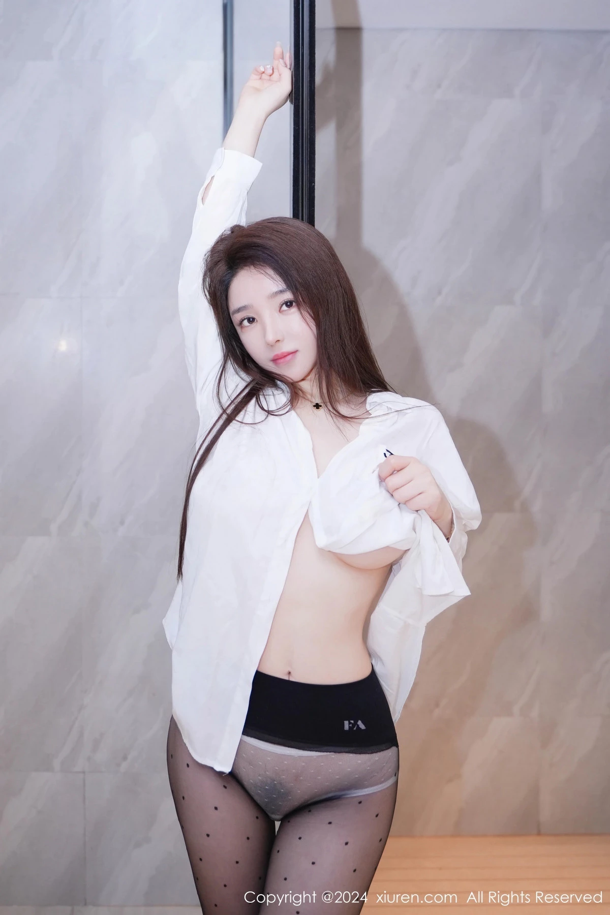 [XiuRen秀人网]第8184期雨儿酱写真 [55P]-018