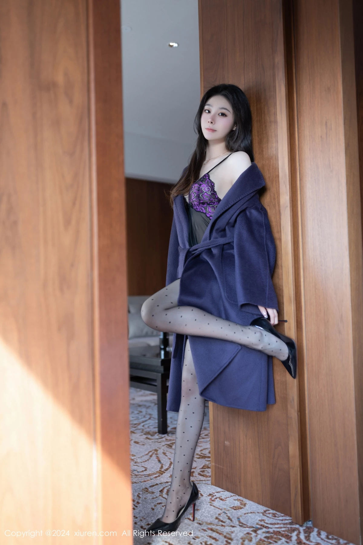 [XiuRen秀人网]第8195期小逗逗写真 [80P]-001