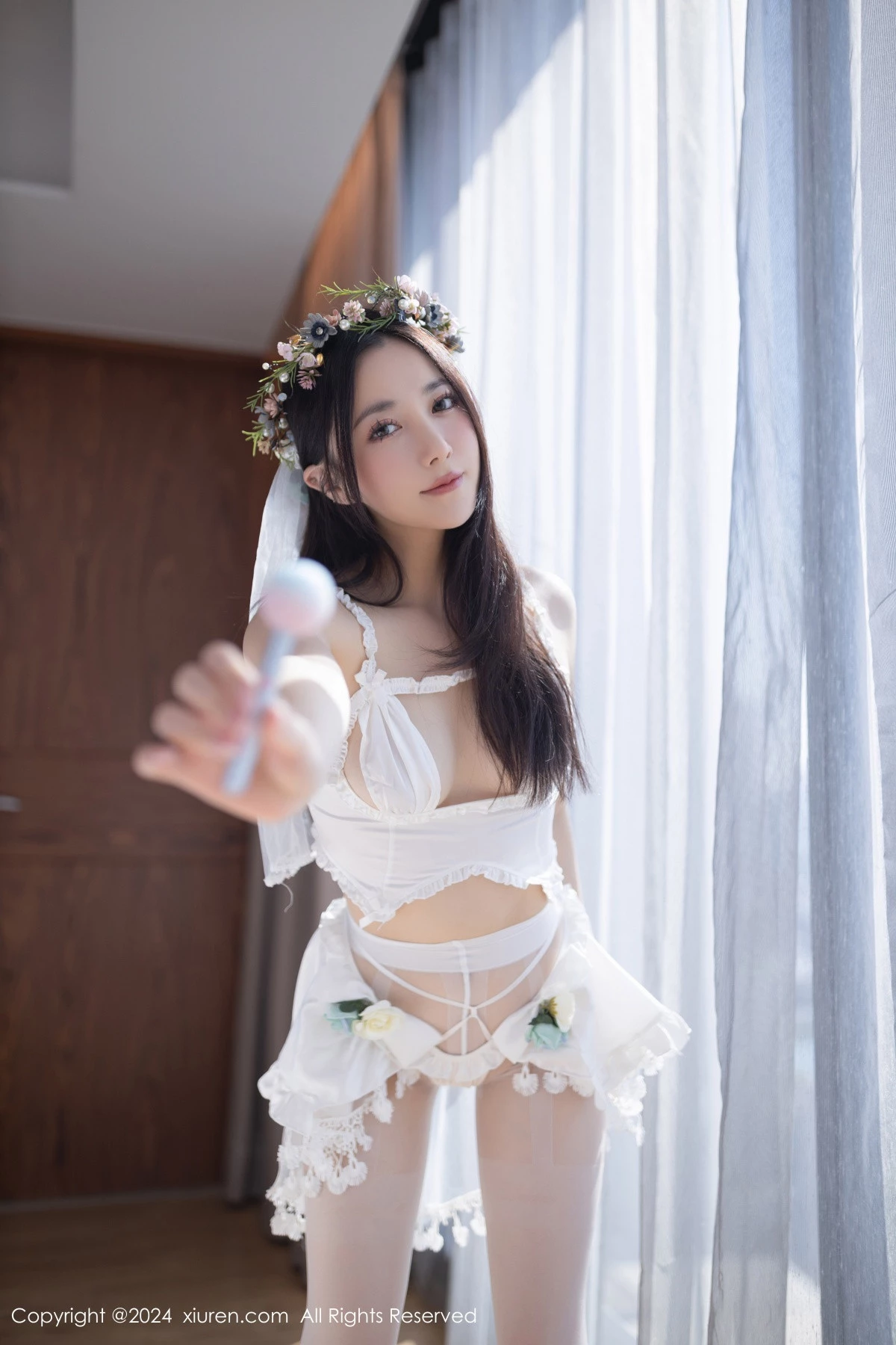 [XiuRen秀人网]第8201期鱼子酱写真 [80P]-001