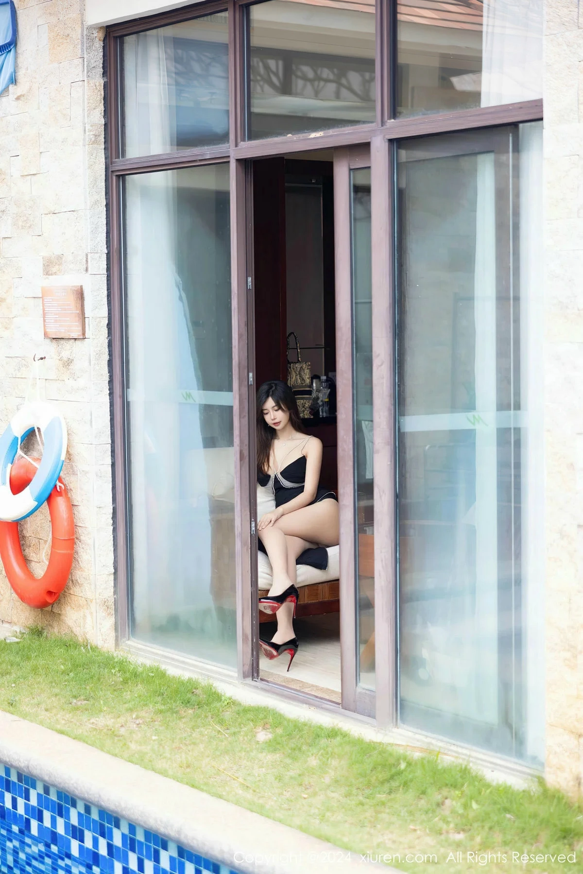 [XiuRen秀人网]第8235期绮里嘉写真 [85P]-018