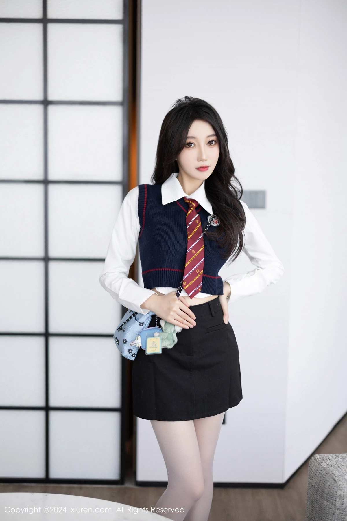 [XiuRen秀人网]第8247期玥儿玥写真 [82P]-002
