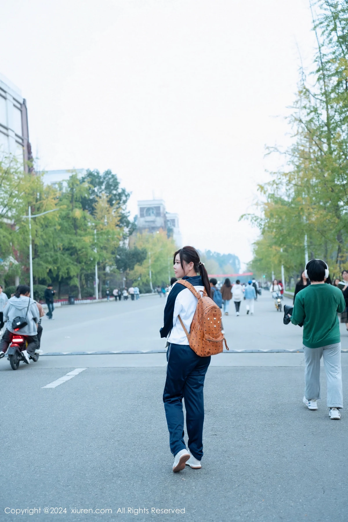 [XiuRen秀人网]第8122期王婉悠写真 [85P]-001