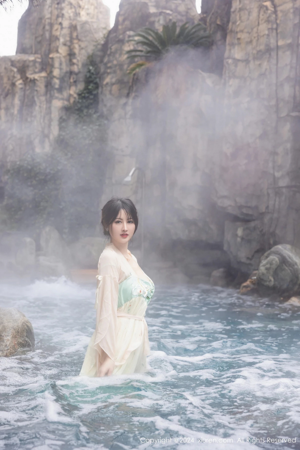 [XiuRen秀人网]第8128期诗诗写真 [82P]-008